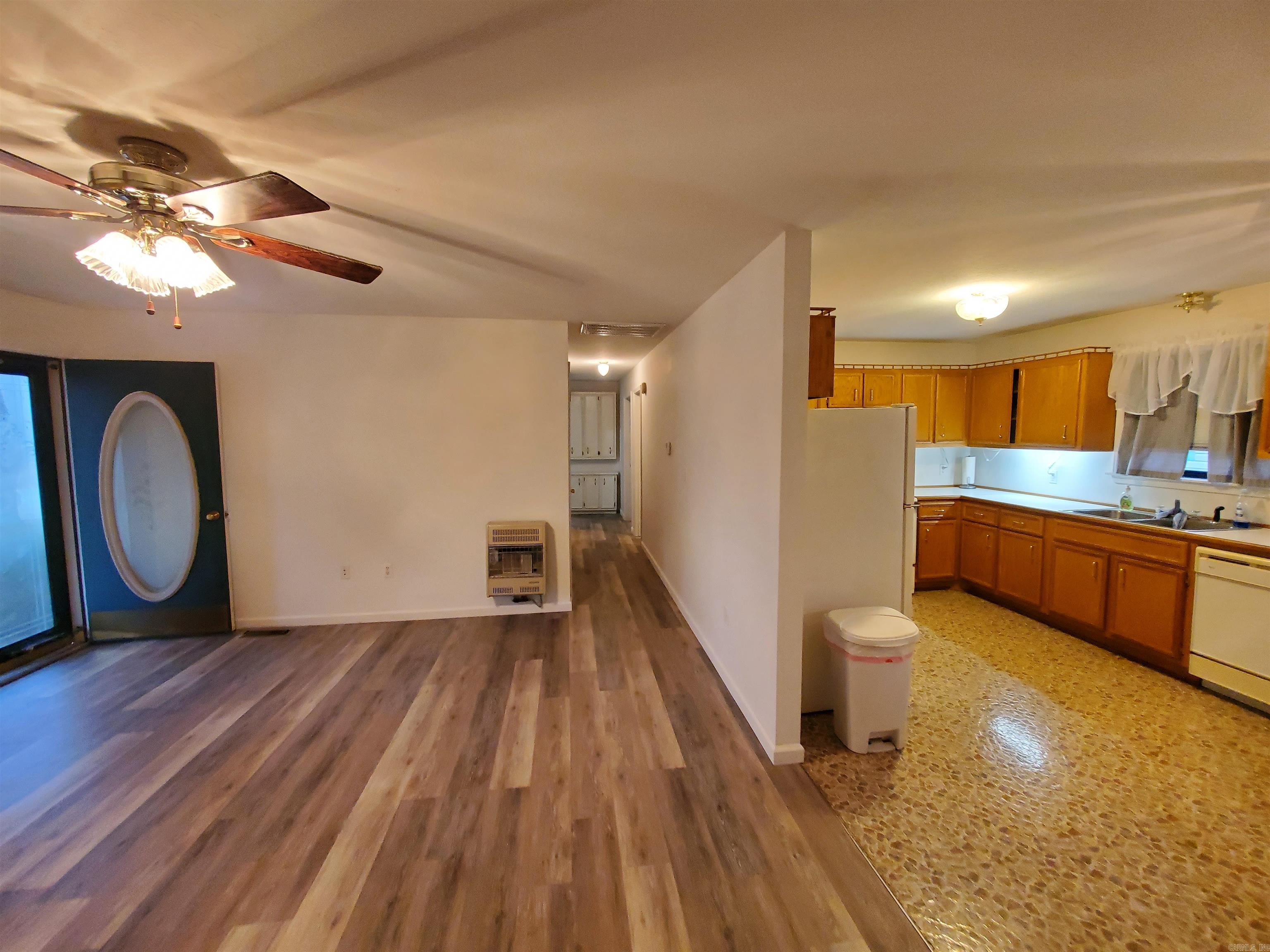 SHADY ACRES MH PARK - Residential