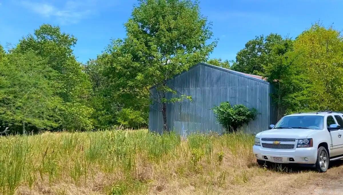 Metes & Bounds - Land