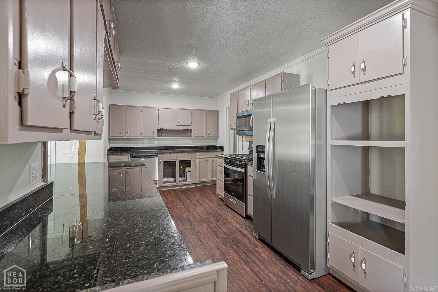 AVALON HEIGHTS - Residential