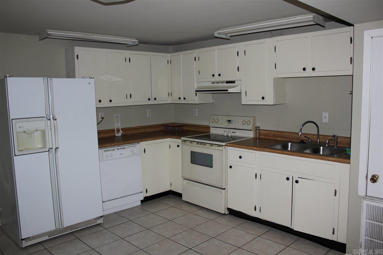 Hill Crest - Residential Lease