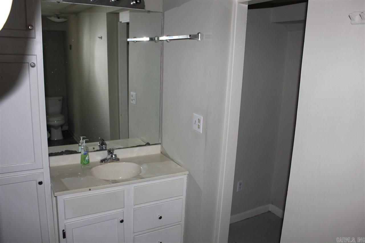 Hill Crest - Residential Lease