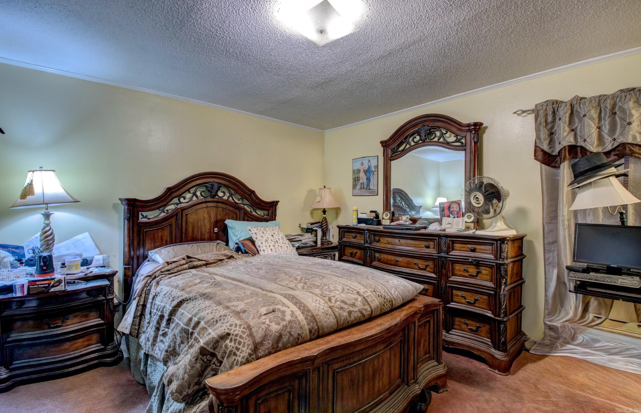 Weldon E Wrights - Residential