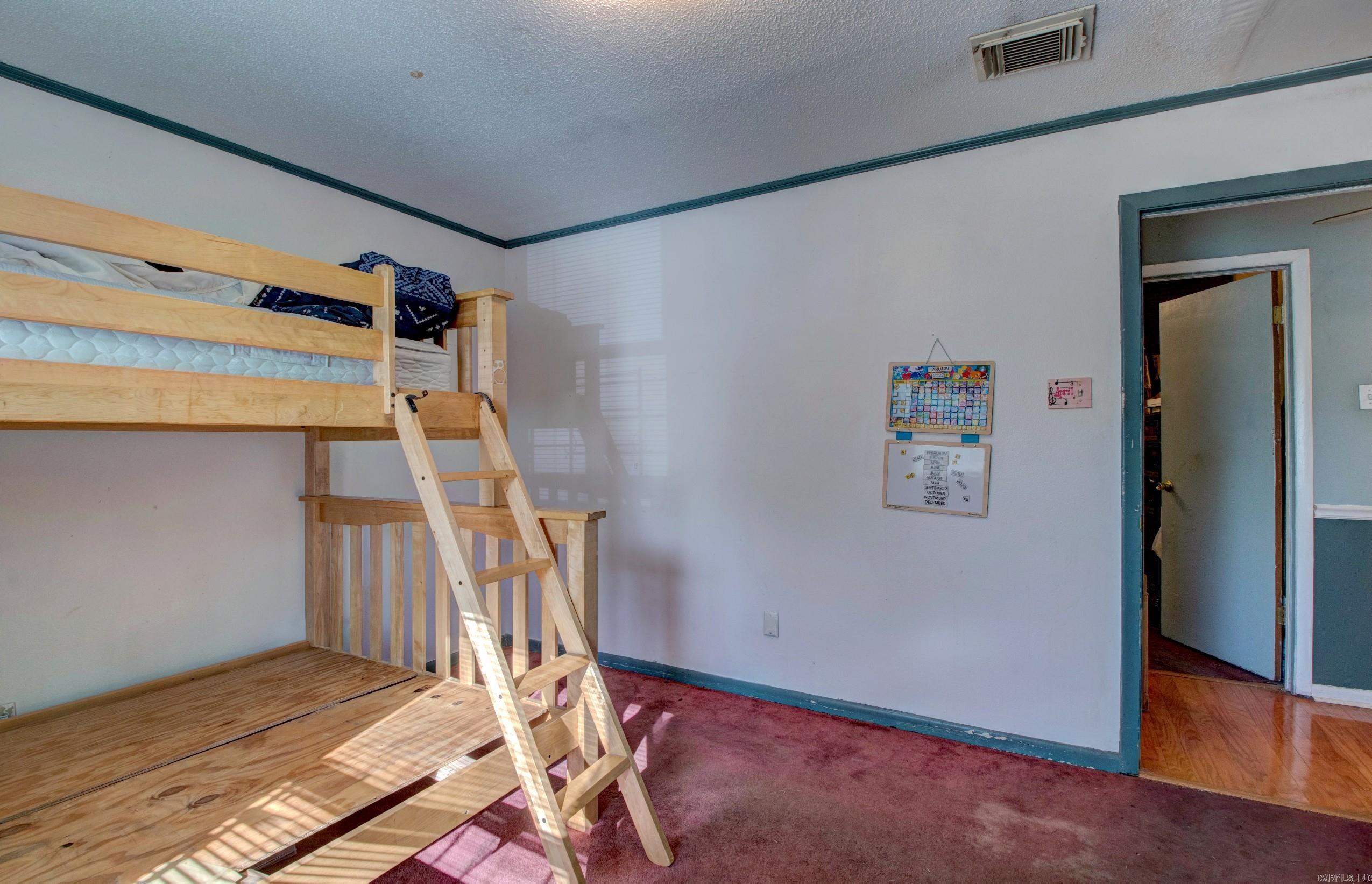 Weldon E Wrights - Residential