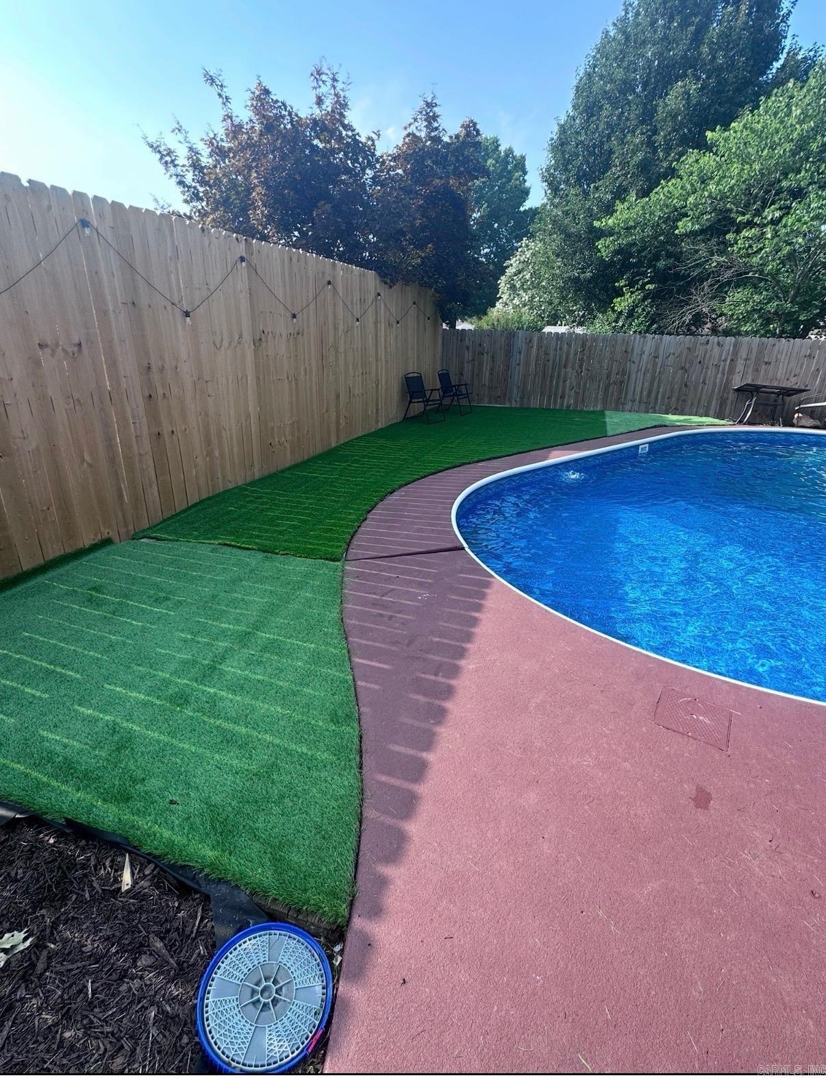 STONEWALL - Residential