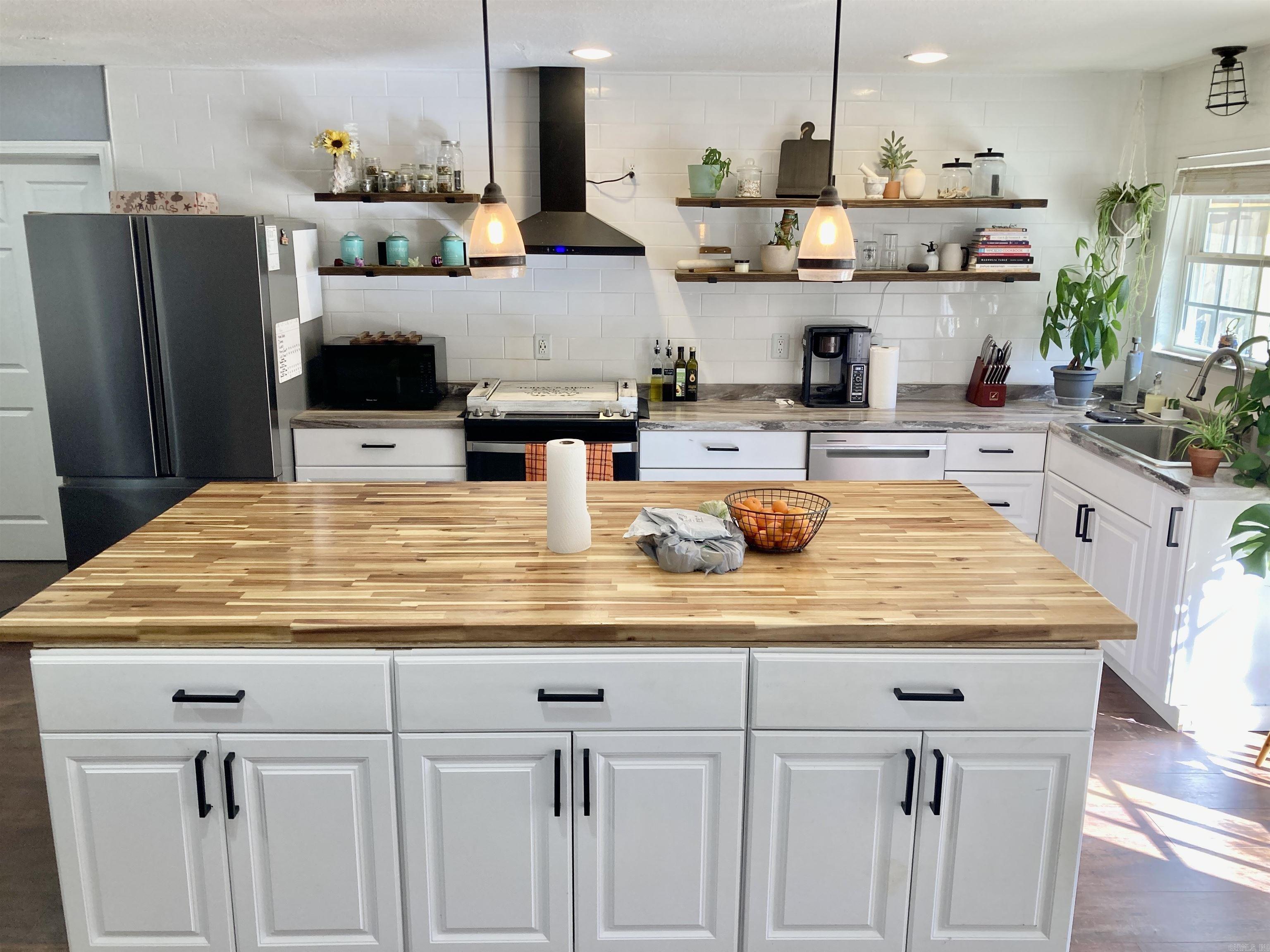 CARTER PLACE - Residential