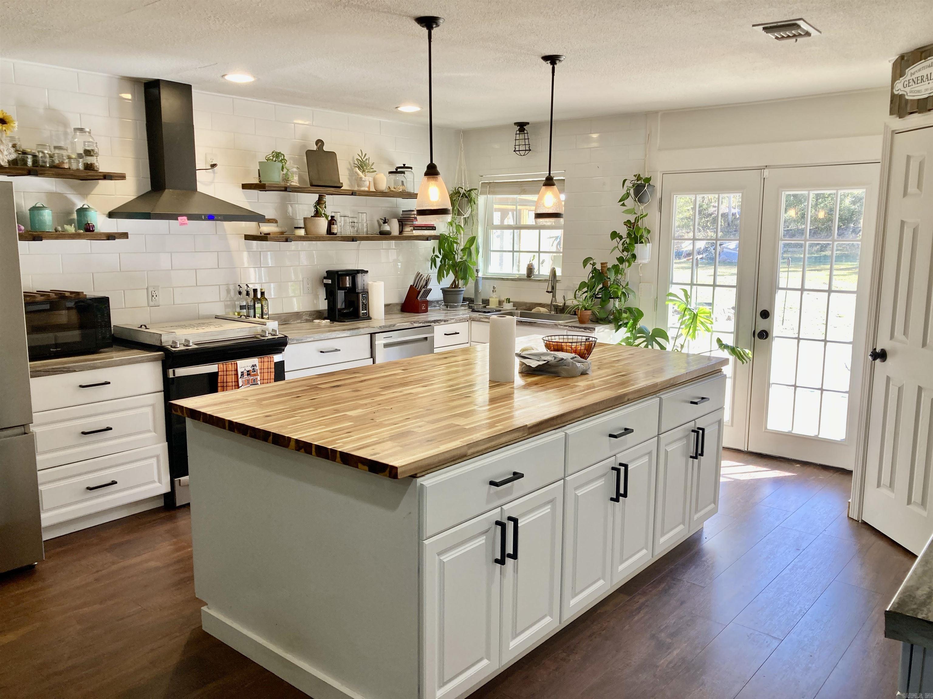 CARTER PLACE - Residential