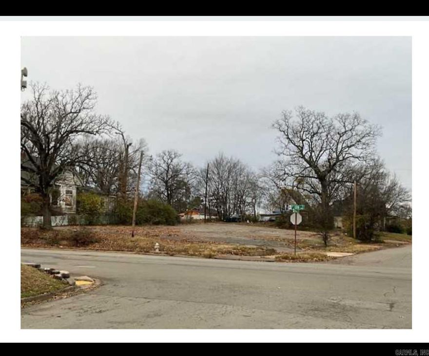 Commercial or residential, corner lot in the heart of this up and coming area, Level lot with all city utility access, PRIME location for new businesses of all kinds, multi- family housing, duplex, triplex, quad or a beautiful home!