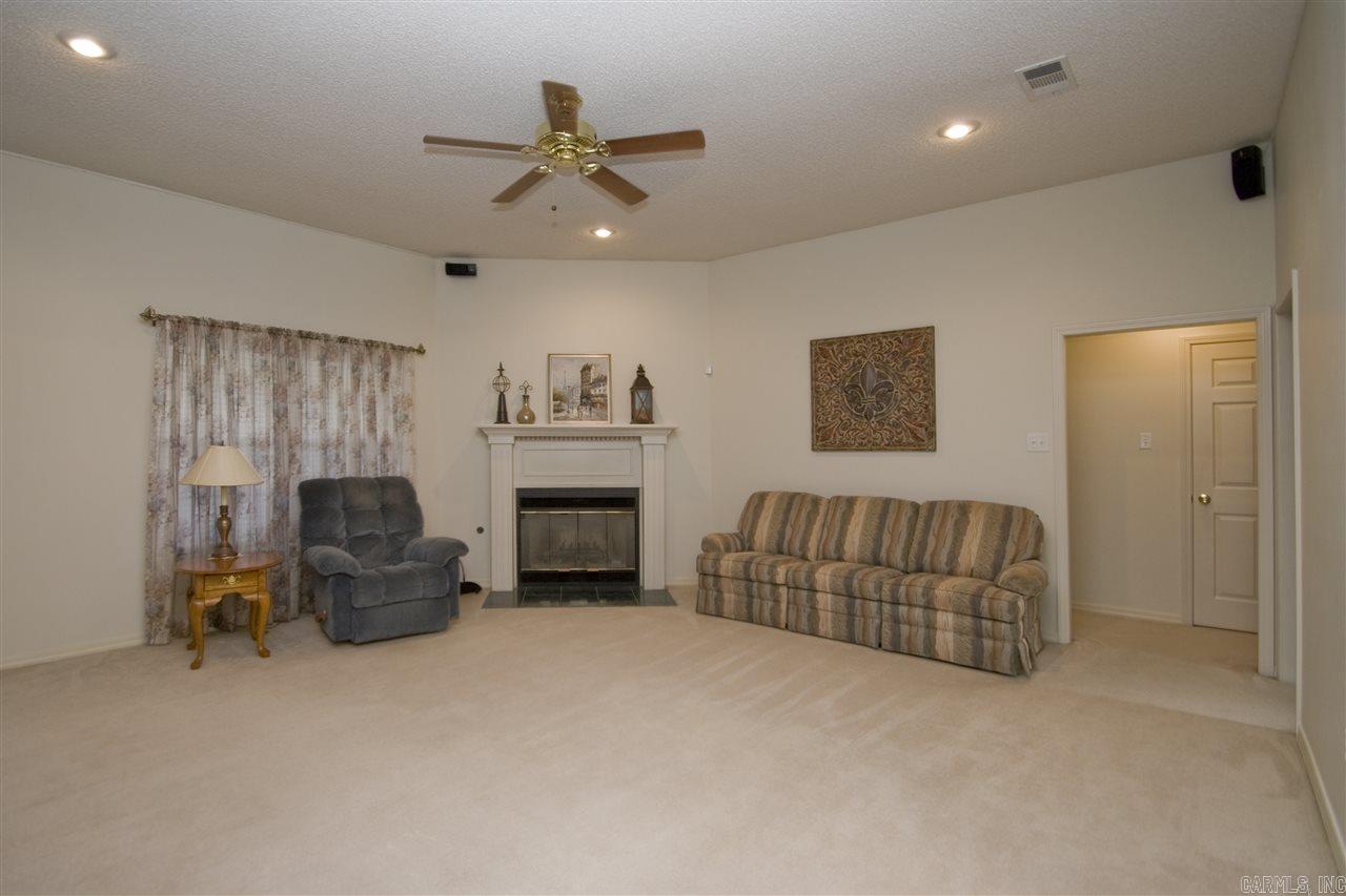 FOXWOOD J - Residential