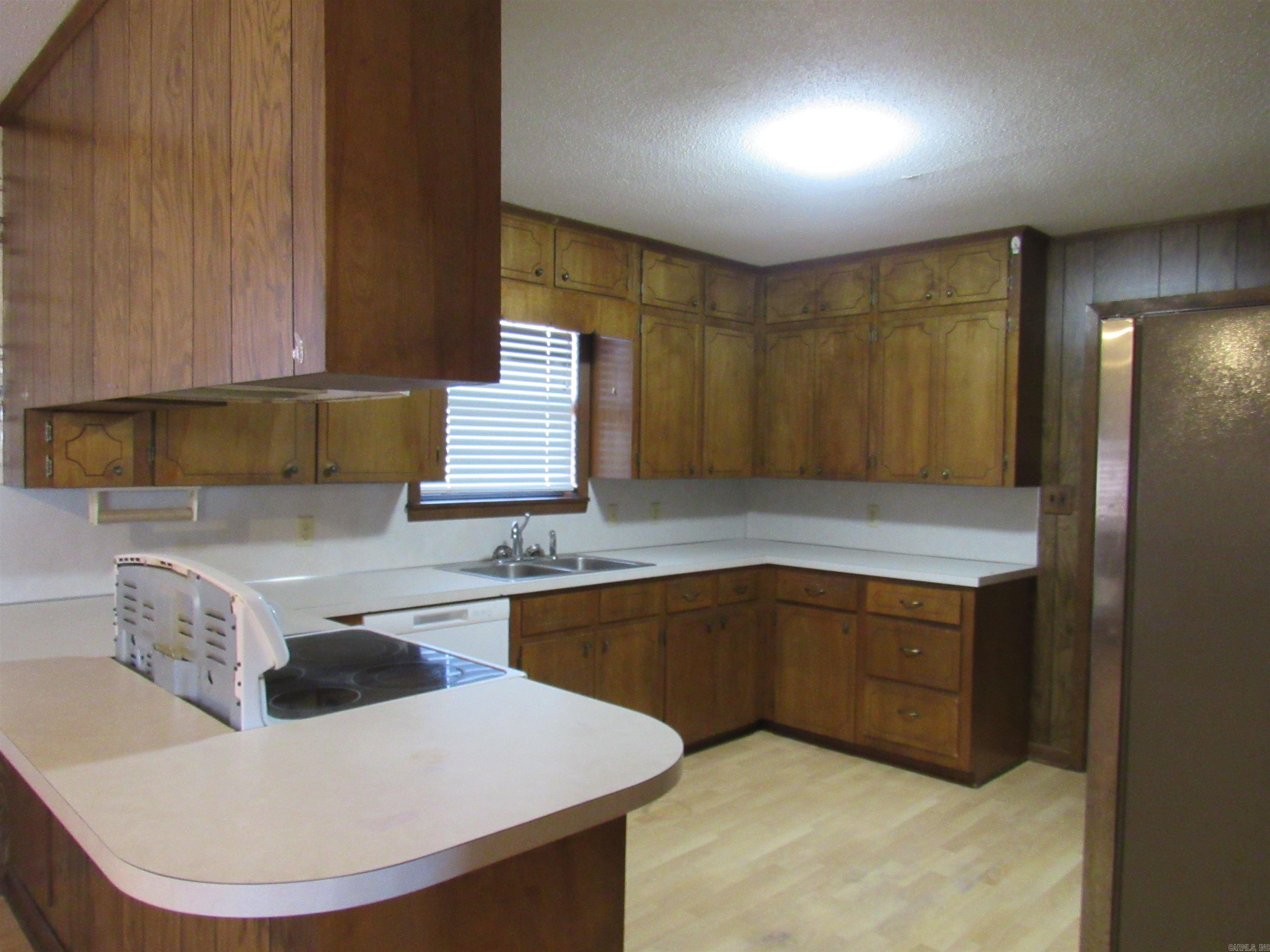 BEEBE OUTLOTS - Residential Lease