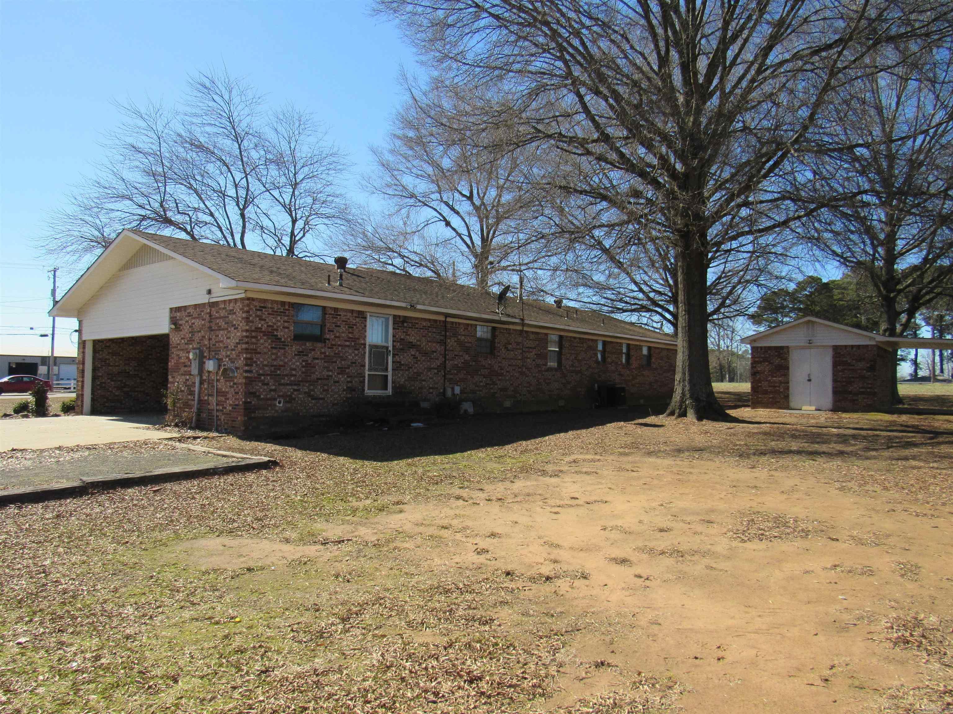 BEEBE OUTLOTS - Residential Lease