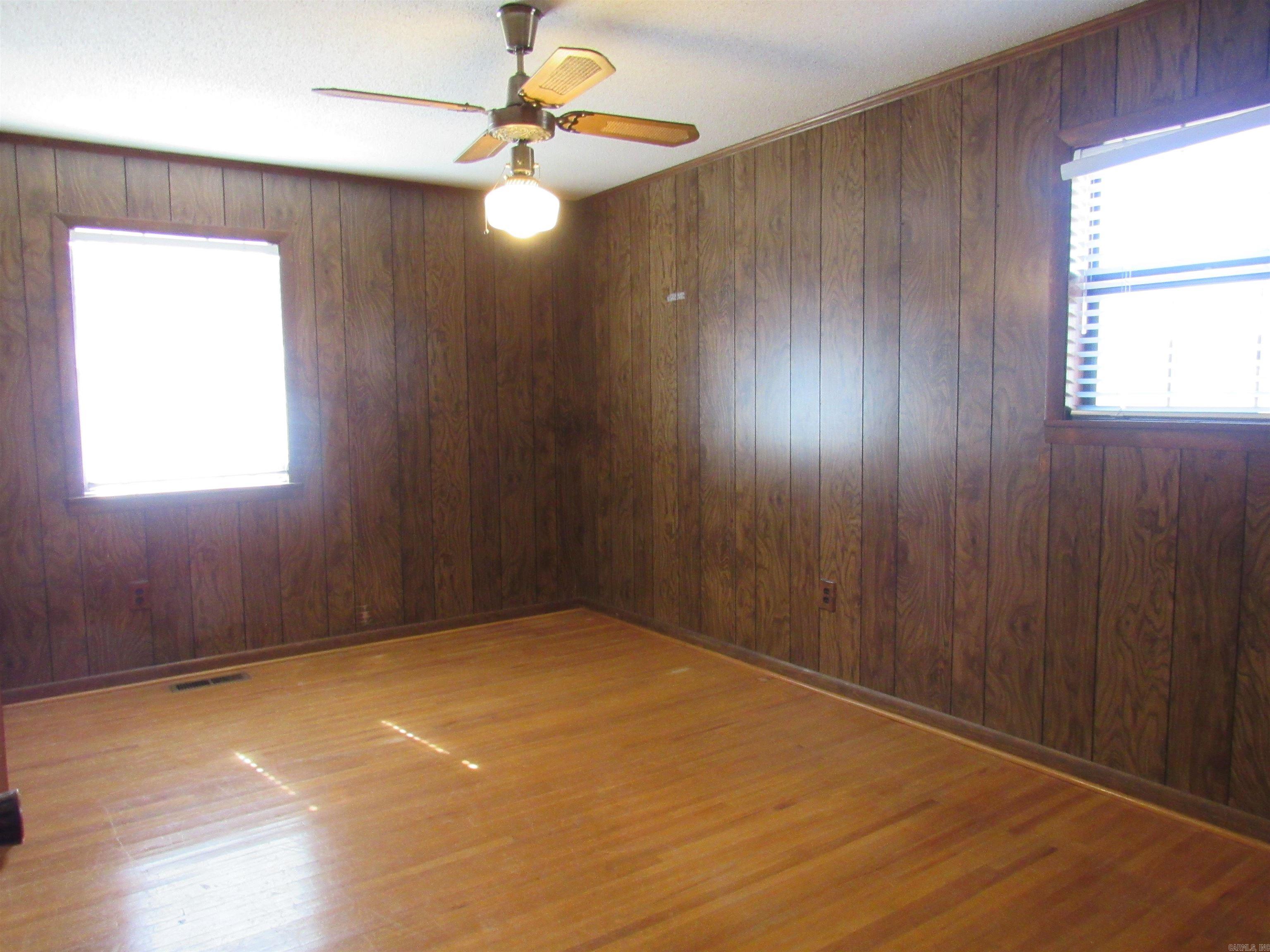 BEEBE OUTLOTS - Residential Lease