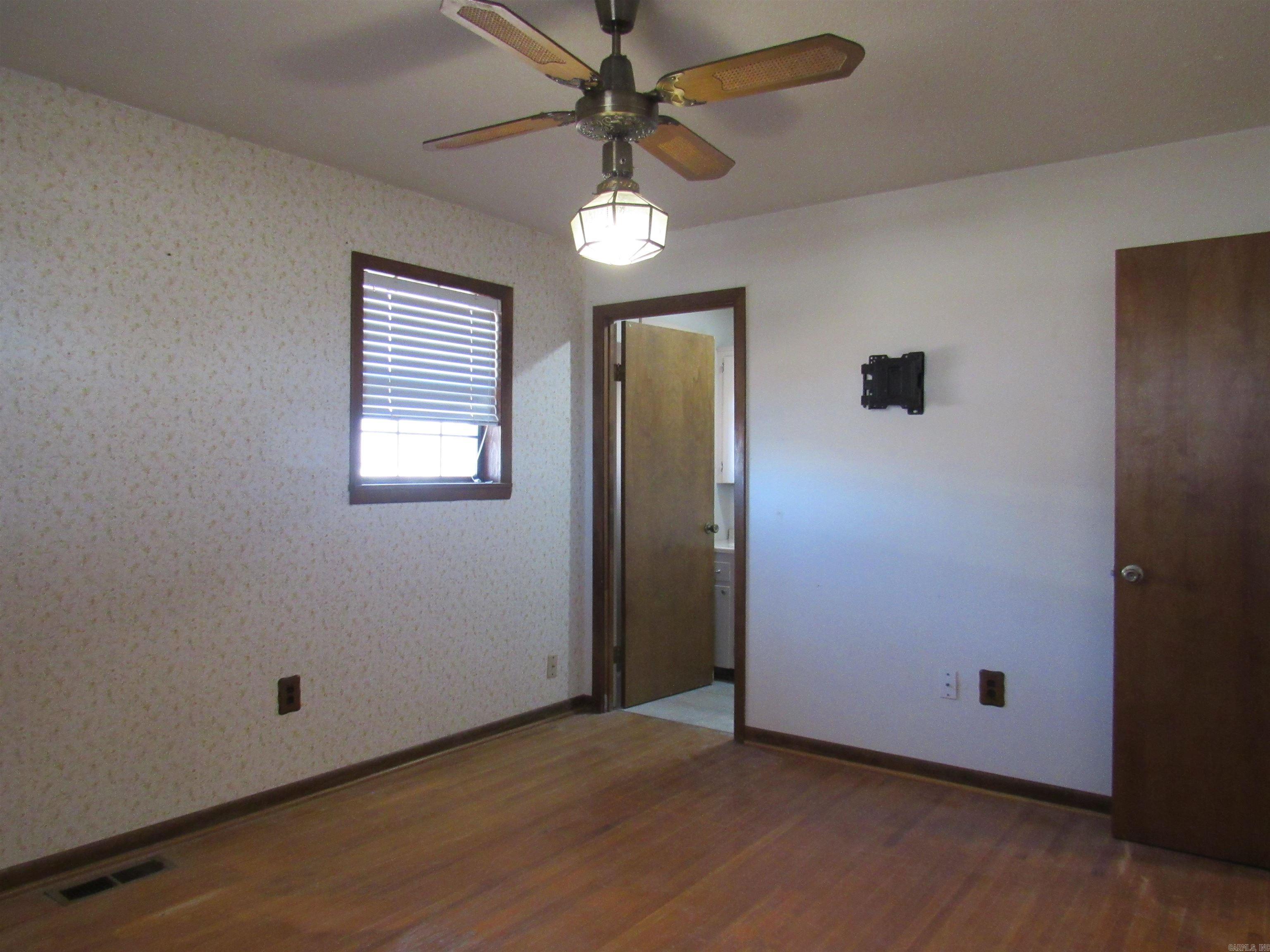 BEEBE OUTLOTS - Residential Lease