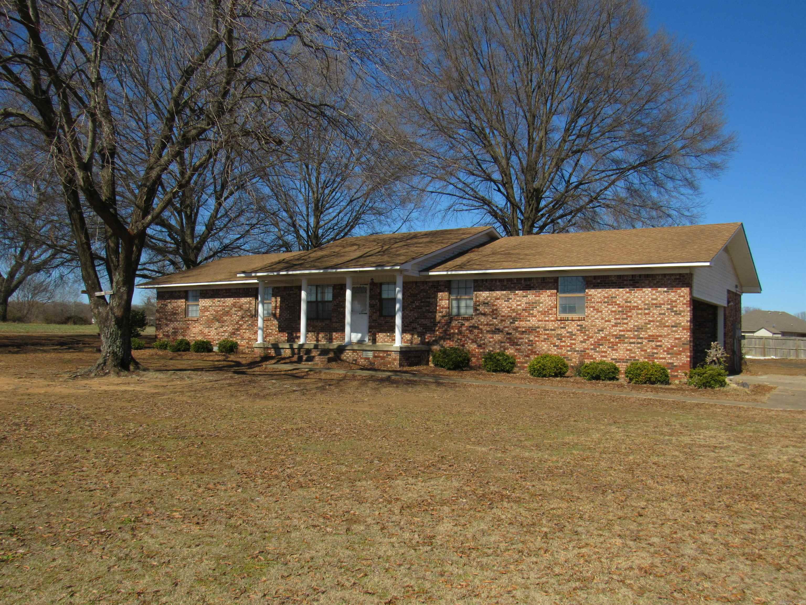 BEEBE OUTLOTS - Residential Lease