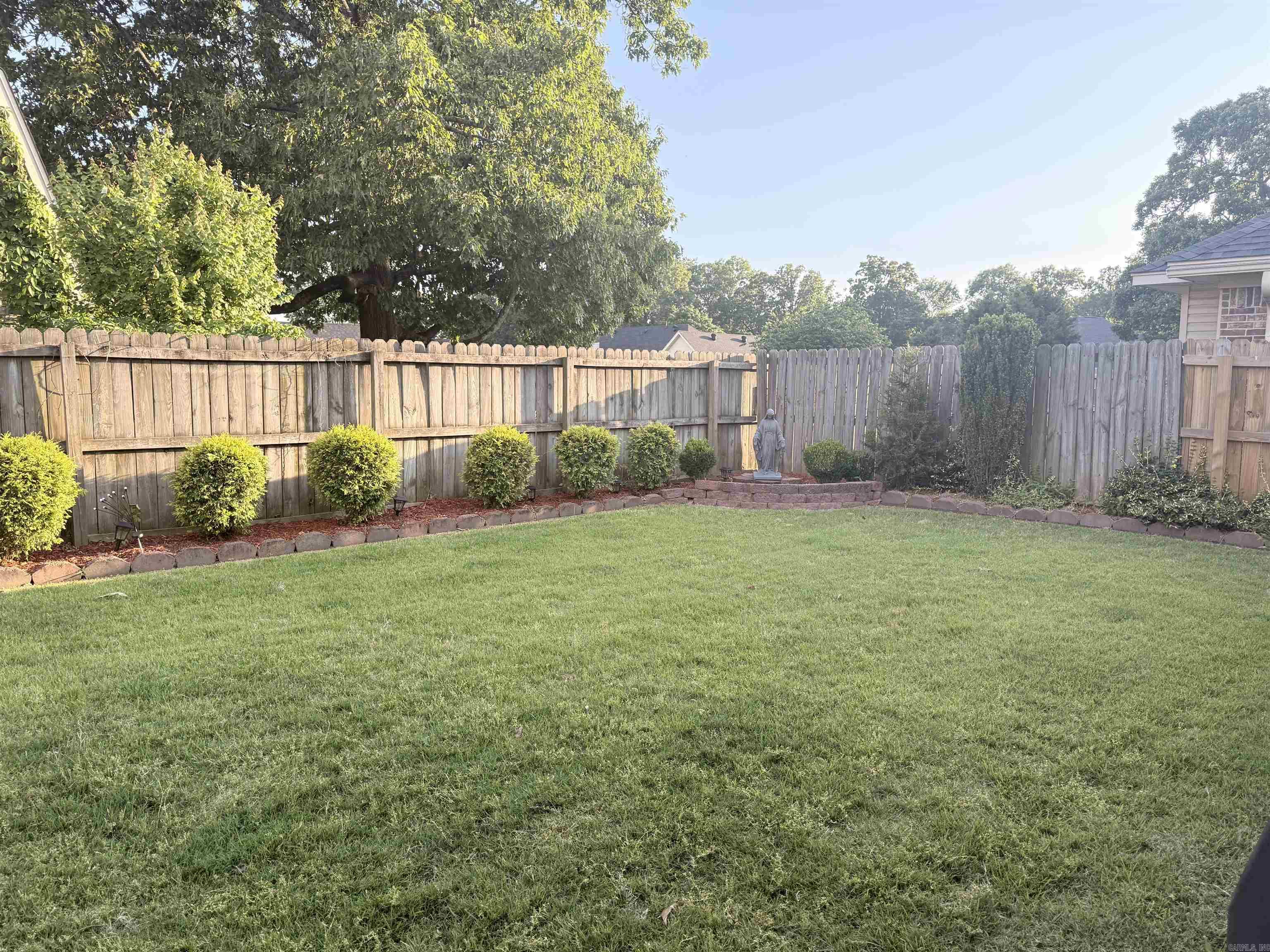 THE OAKS@HERITAGE FARM - Residential