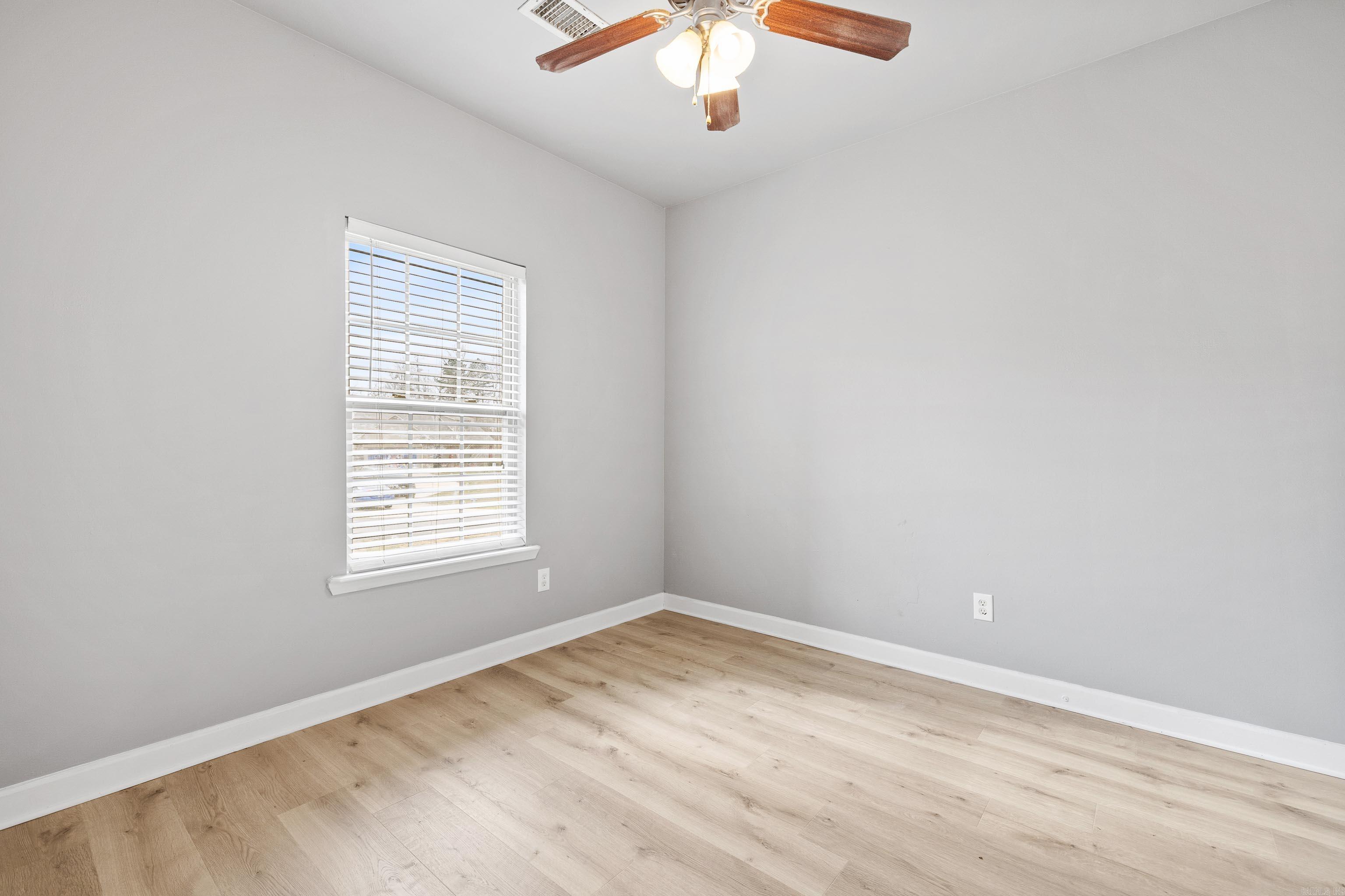 LONESOME OAK ESTATES - Residential