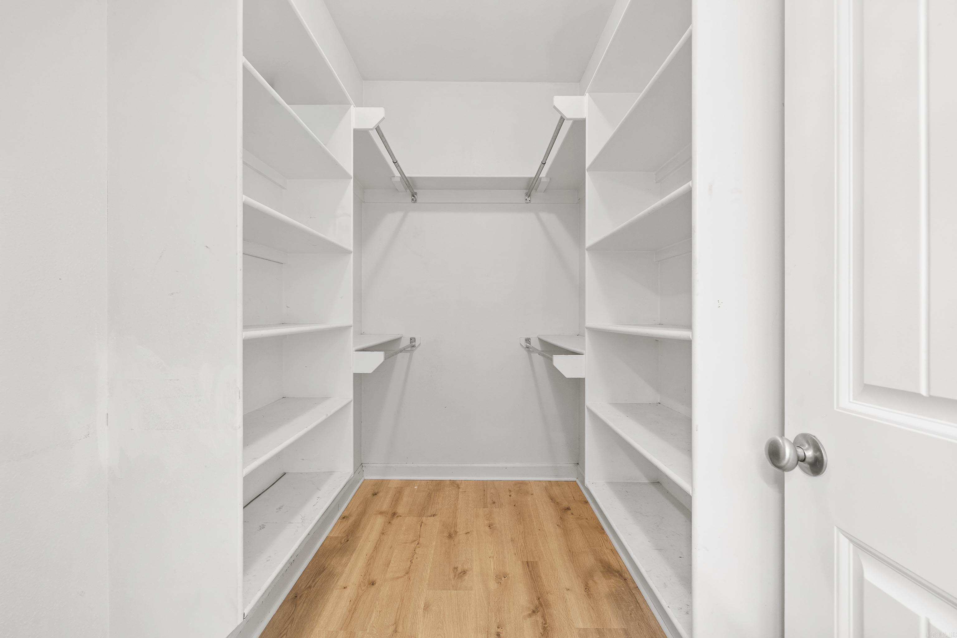 LONESOME OAK ESTATES - Residential