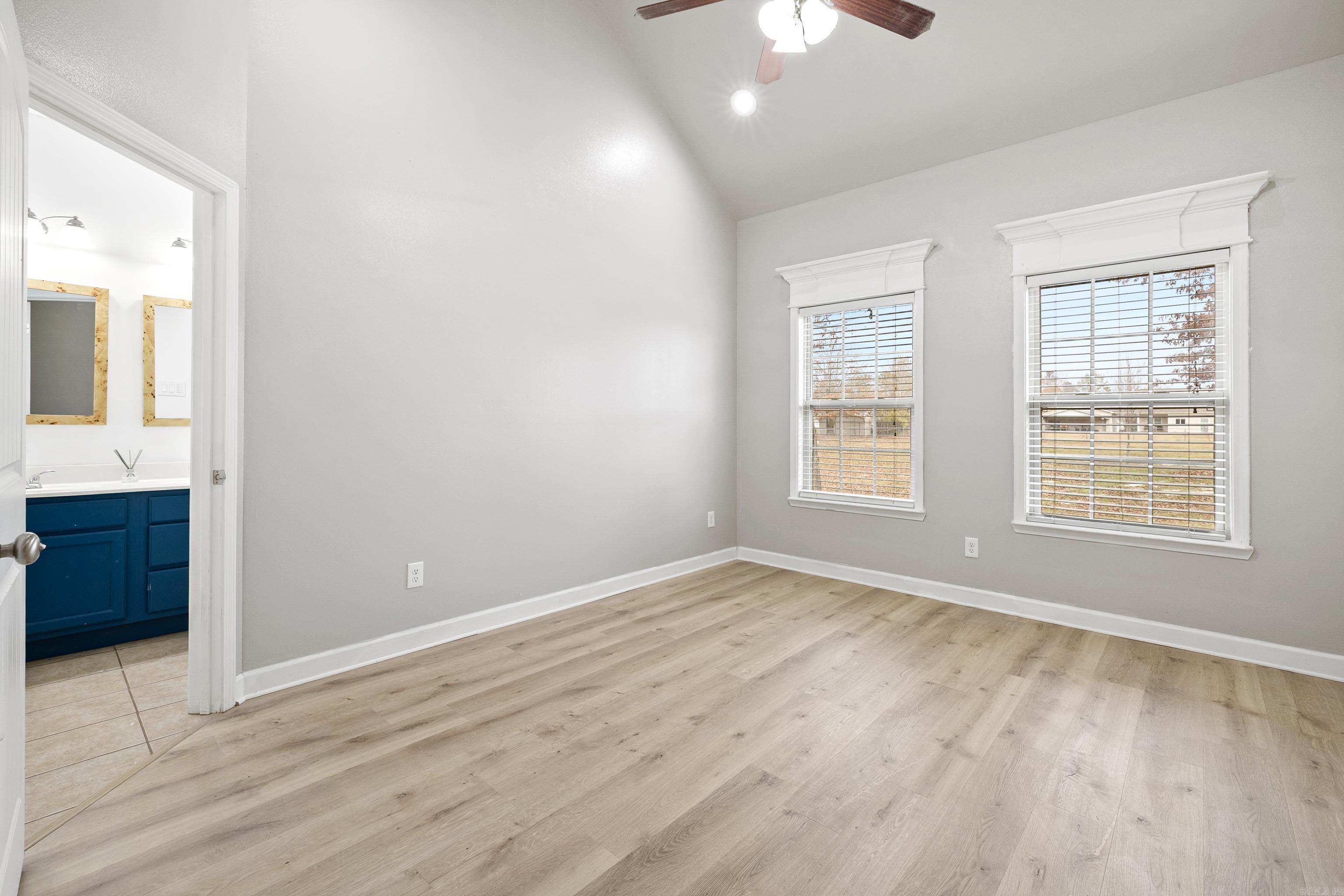 LONESOME OAK ESTATES - Residential