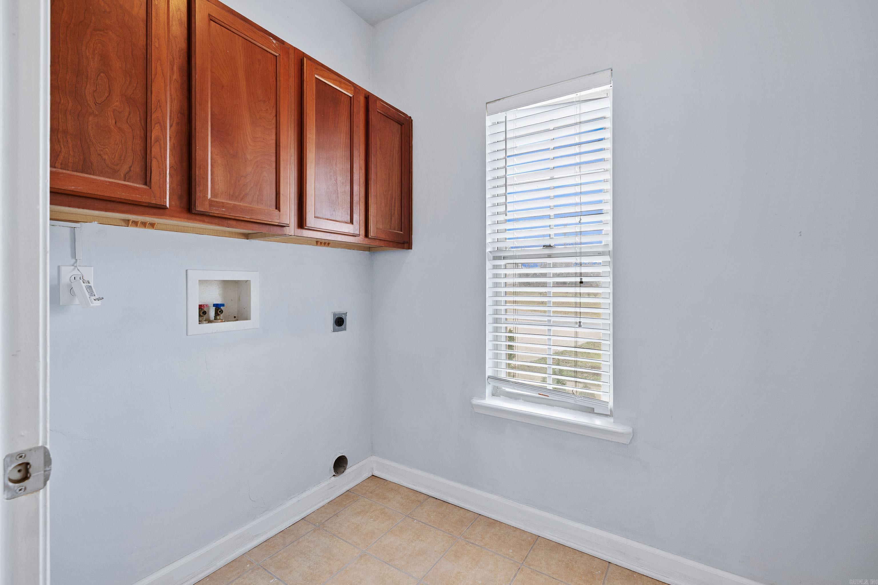 LONESOME OAK ESTATES - Residential