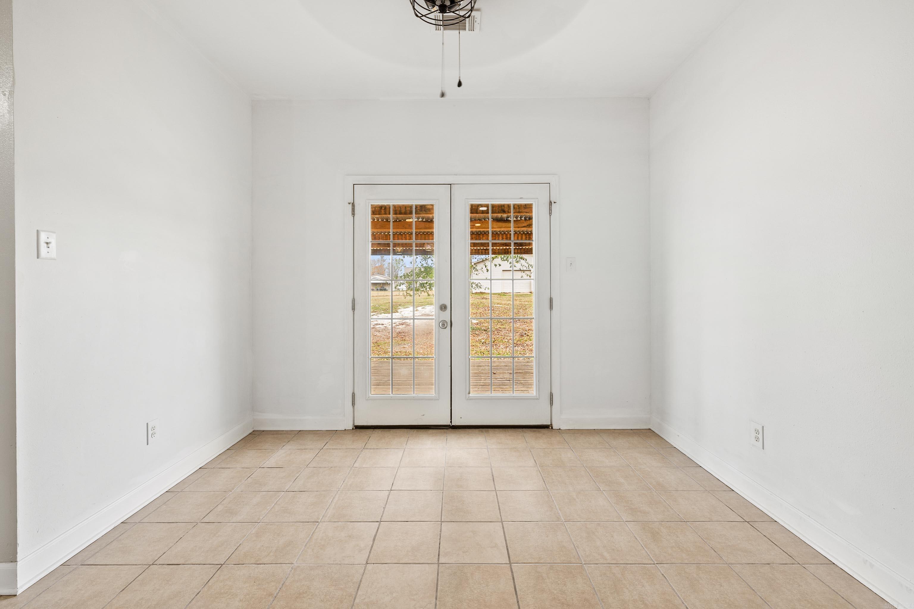 LONESOME OAK ESTATES - Residential