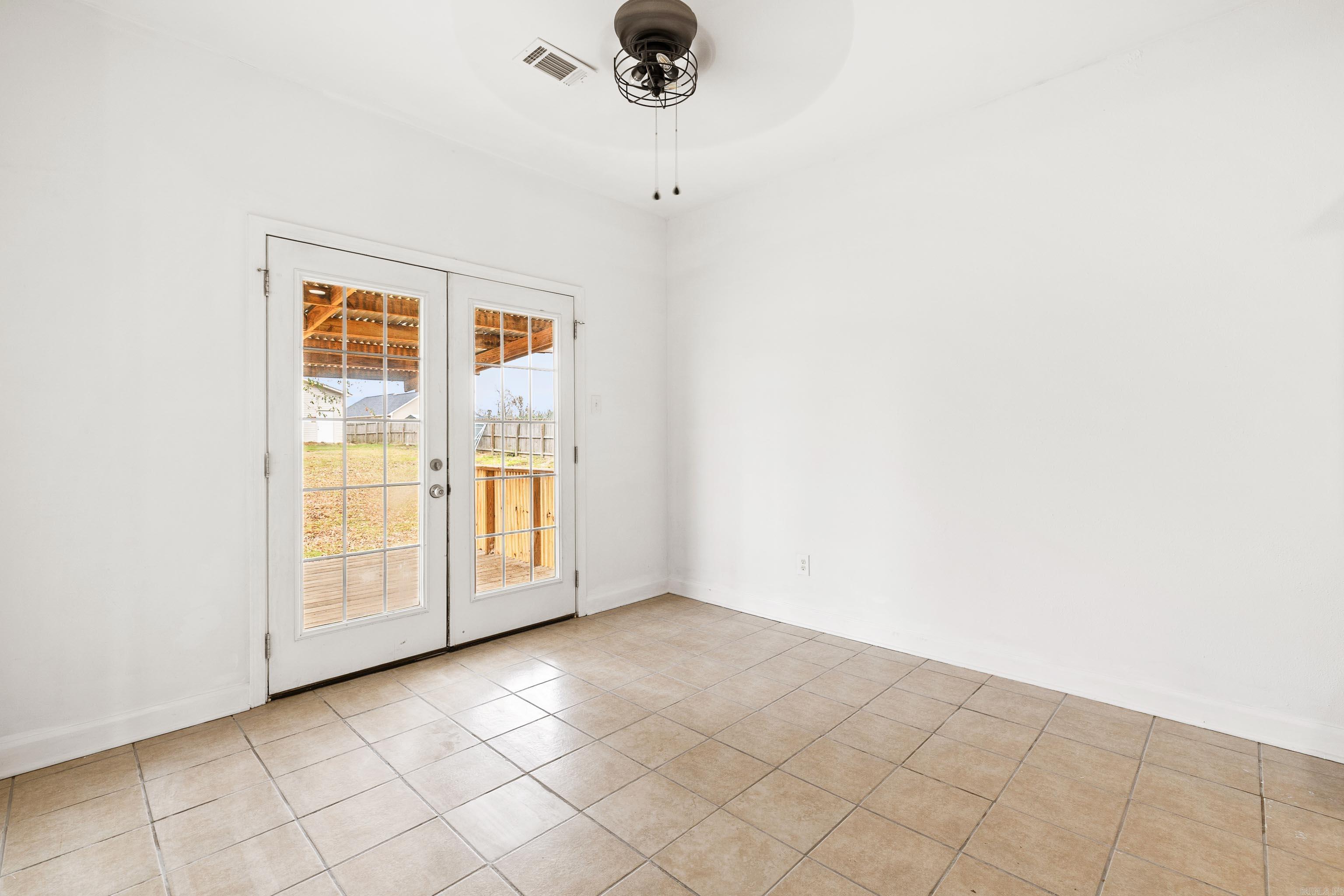 LONESOME OAK ESTATES - Residential