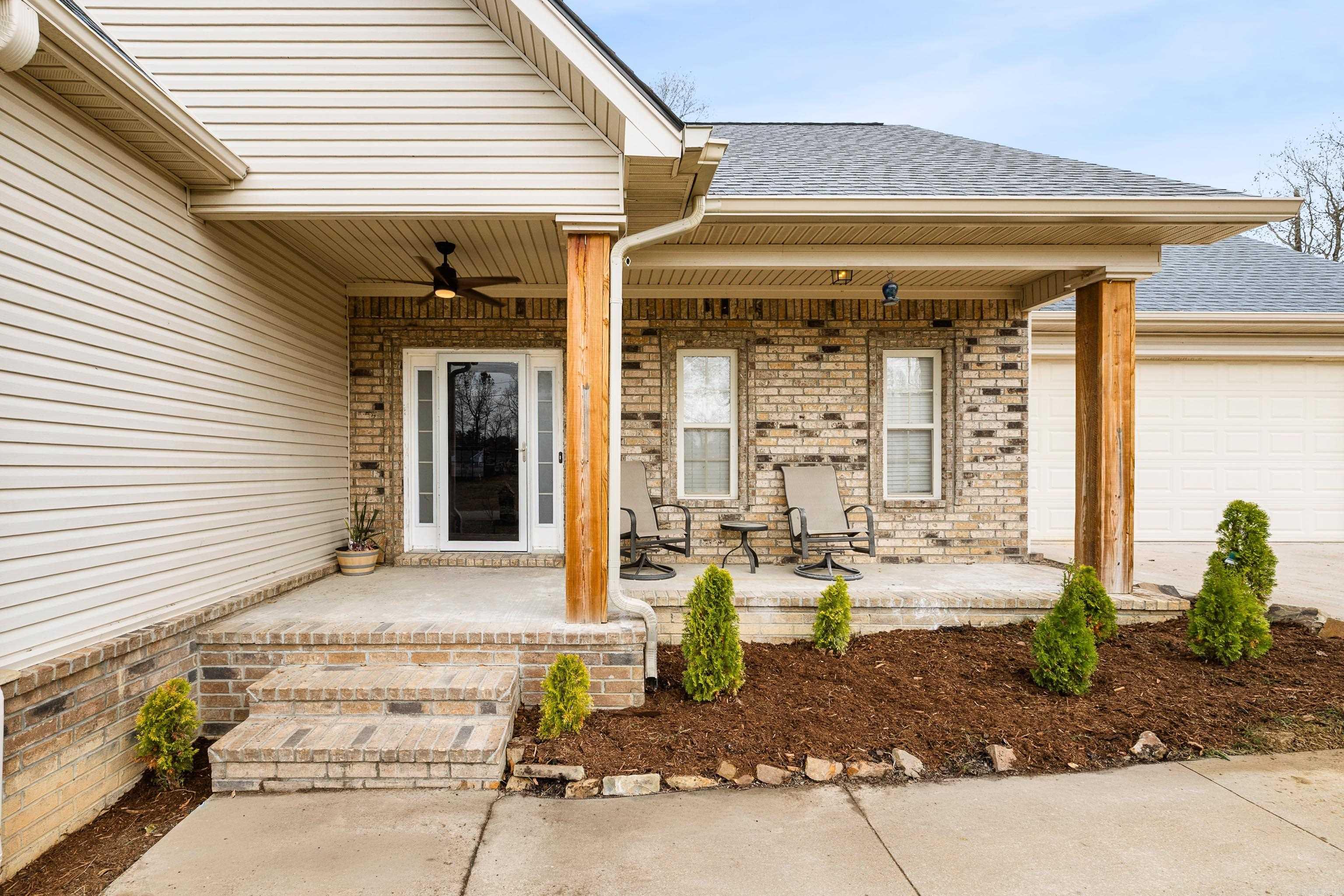 LONESOME OAK ESTATES - Residential