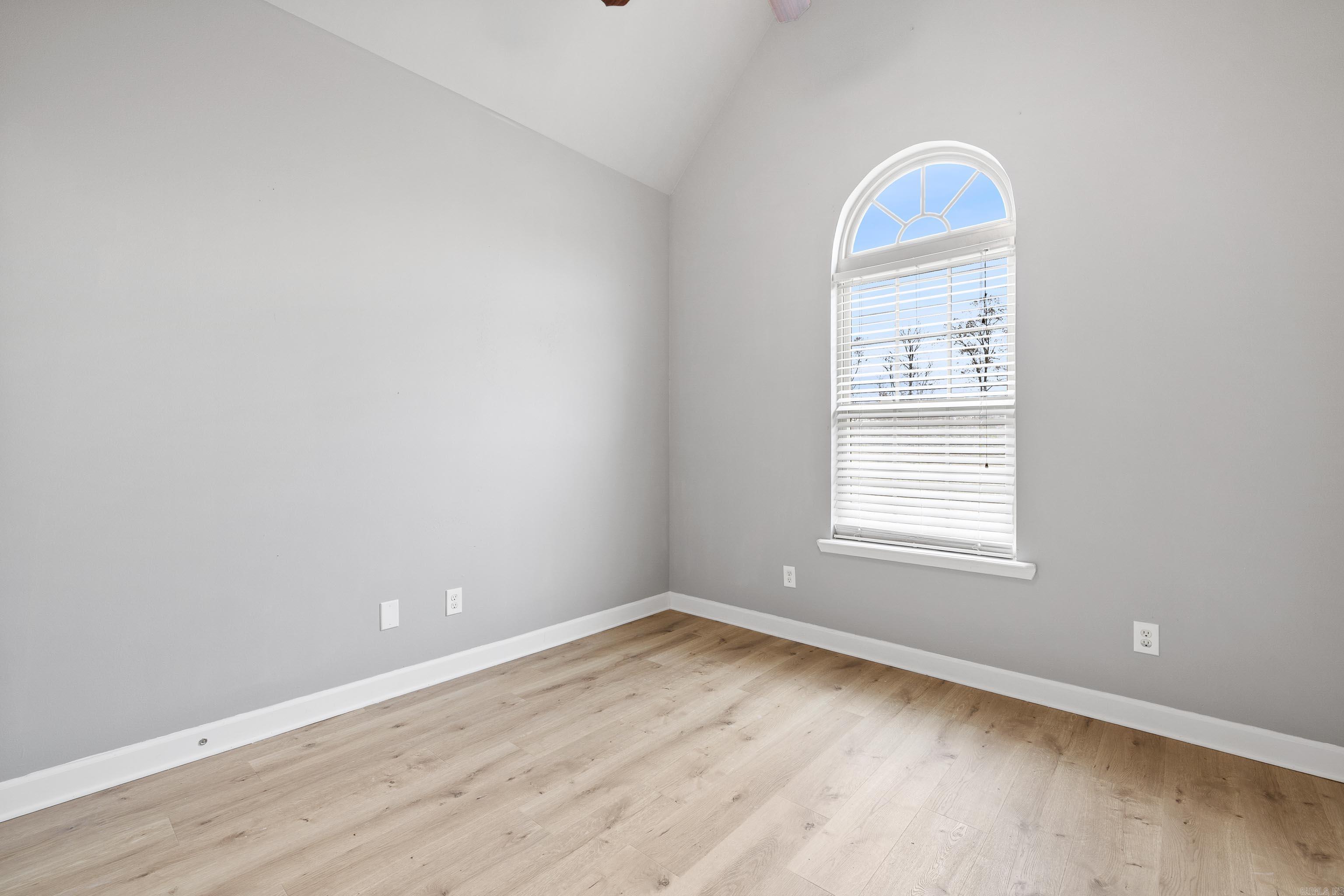 LONESOME OAK ESTATES - Residential