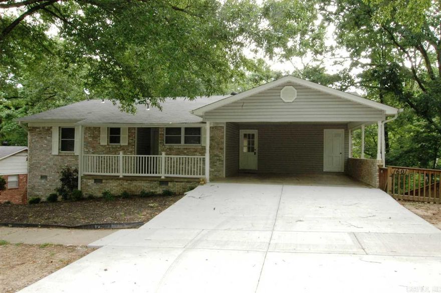 See Show/Agent Located at 1601 Biscayne is a great 4 BR 3 BA Single Family Home in Little Rock with Approximately 3,360 Sq Ft. Kitchen furnished with elec Range, Dishwasher & Disposal. There is a separate dining area Washer and Electric Dryer hookups conveniently located in a separate utility room. Includes: CH/A, ceiling fans, walk in closets, ceramic & hardwood floors, plenty of kitchen counter space, Den downstairs, work area in basement, storage in carport, porch, HUGE 2nd story deck. Convenient: I-630,