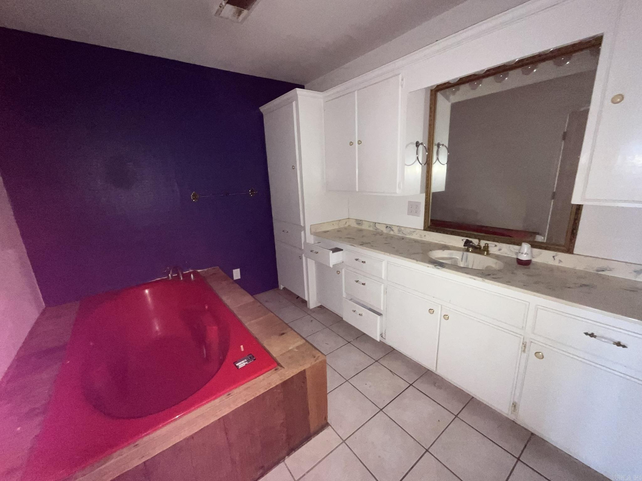 TEXARKANA LOAN & TRUST - Residential