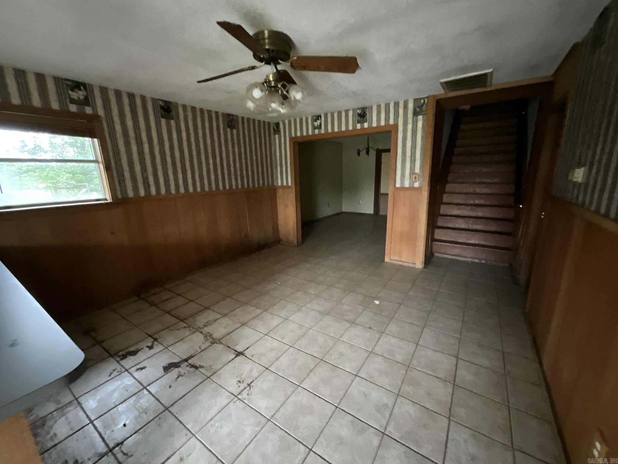 TEXARKANA LOAN & TRUST - Residential