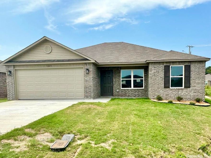 The beautiful RC Franklin plan is full of curb appeal with its welcoming covered front porch and front yard landscaping. This home features an open floor plan with 3 bedrooms, 2 bathrooms, and an expansive family room. Also enjoy a gorgeous kitchen fully equipped with energy-efficient appliances, ample counter space, and a roomy pantry for snacking and delicious family meals. Learn more about this home today!