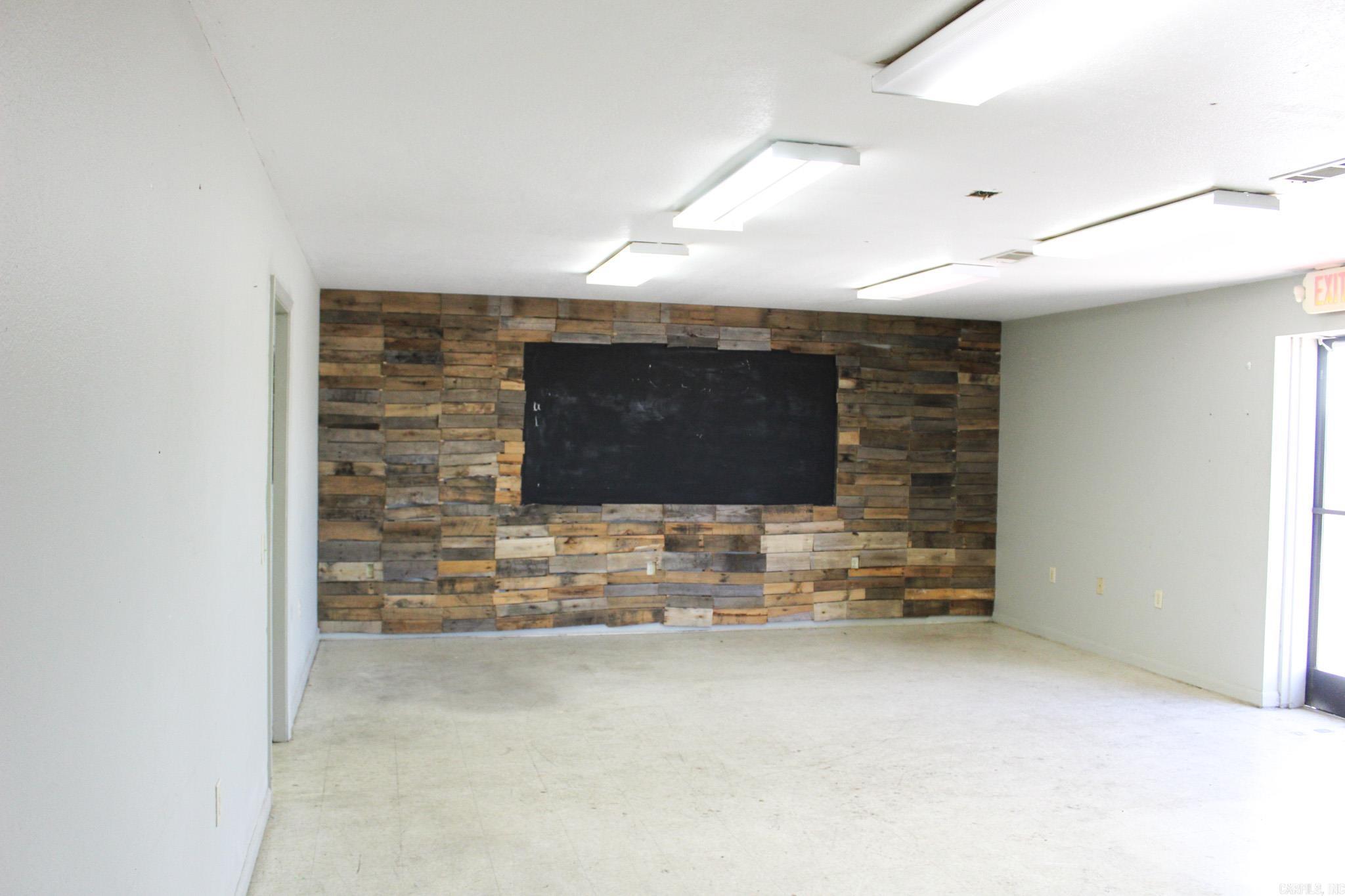Metes & Bounds - Commercial Sale