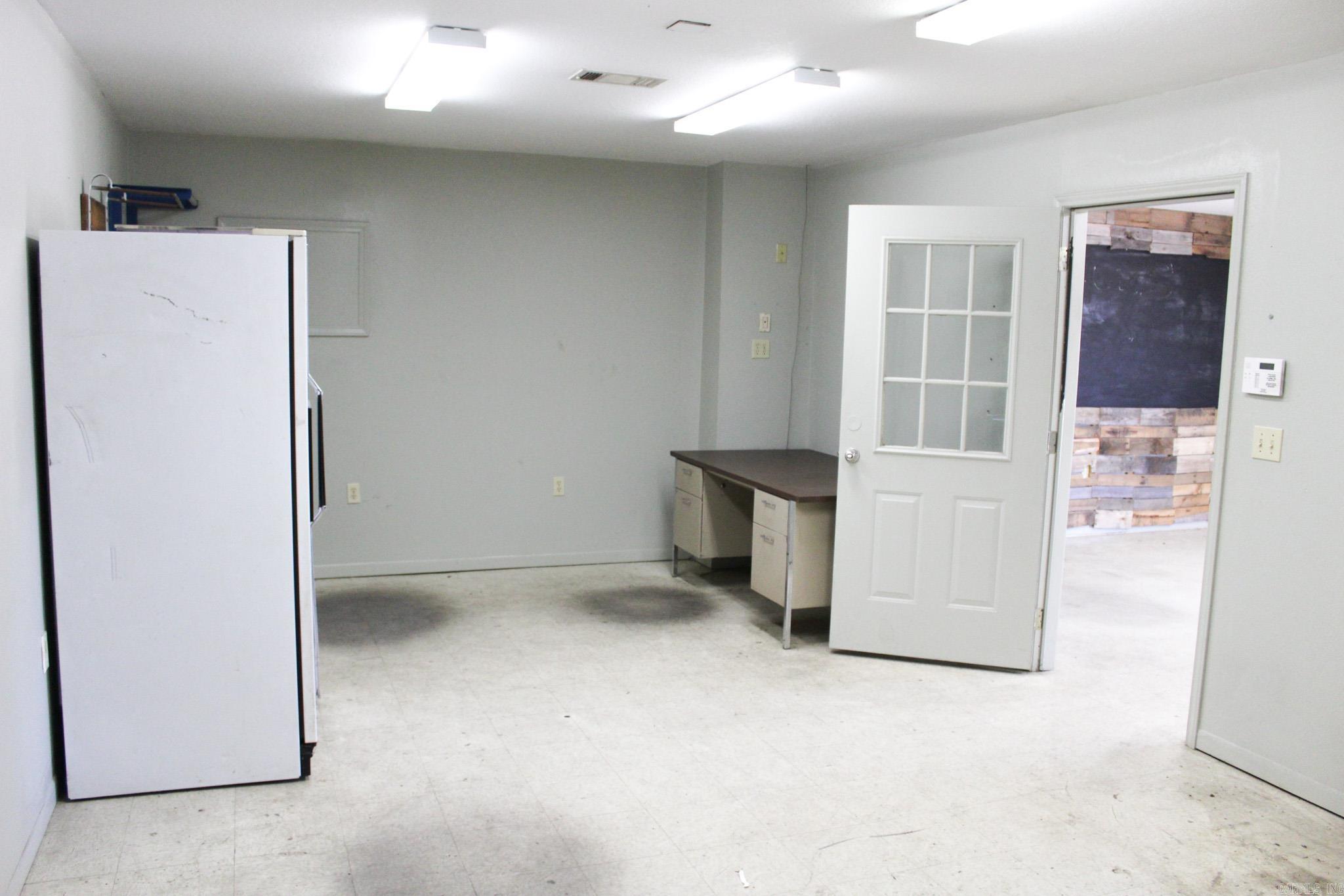 Metes & Bounds - Commercial Sale