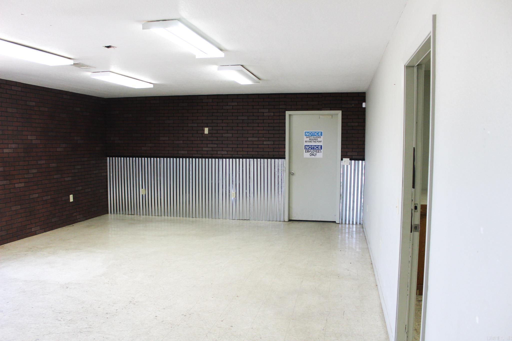 Metes & Bounds - Commercial Sale