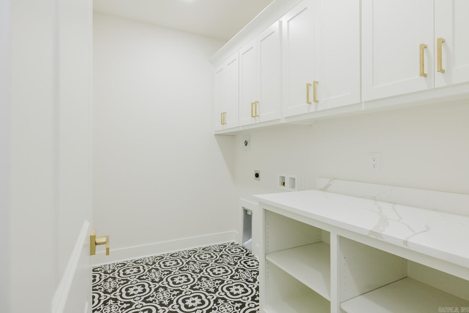 MIDTOWN BRYANT - Residential