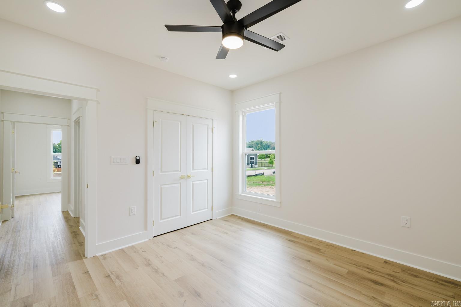 MIDTOWN BRYANT - Residential