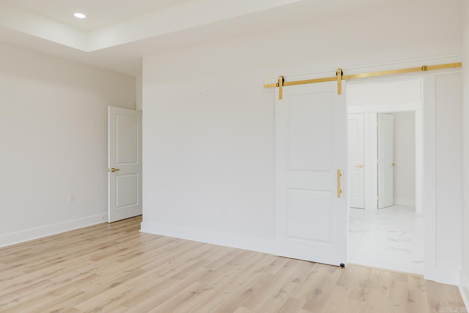 MIDTOWN BRYANT - Residential