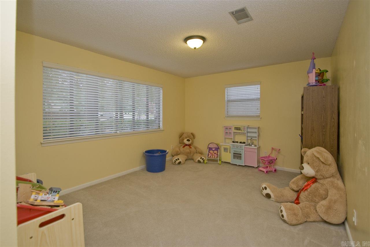 PEBBLE BEACH WOODS ADDN - Residential