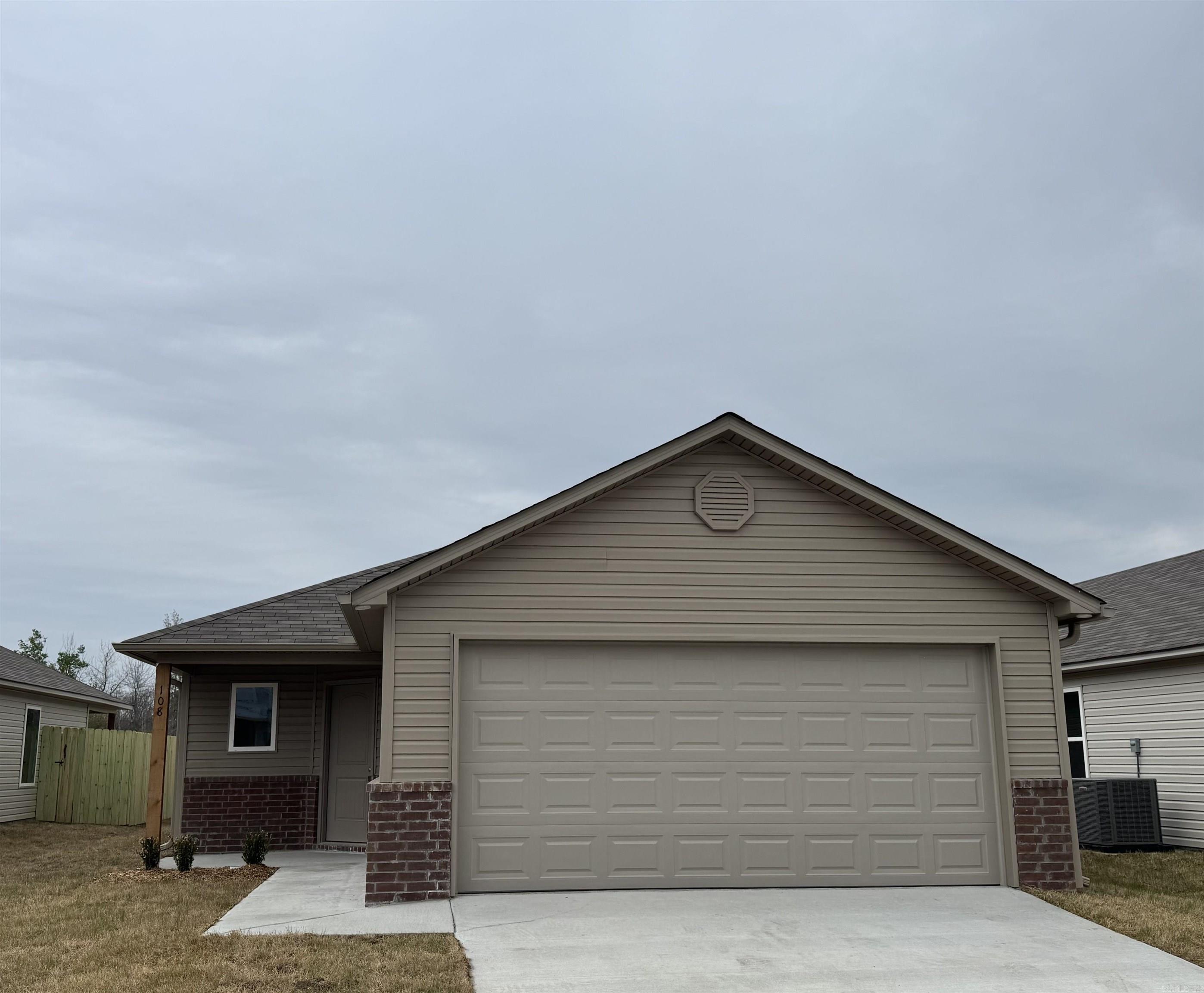 CYPRESS BEND AT WHITE OAK CROSSI - Residential