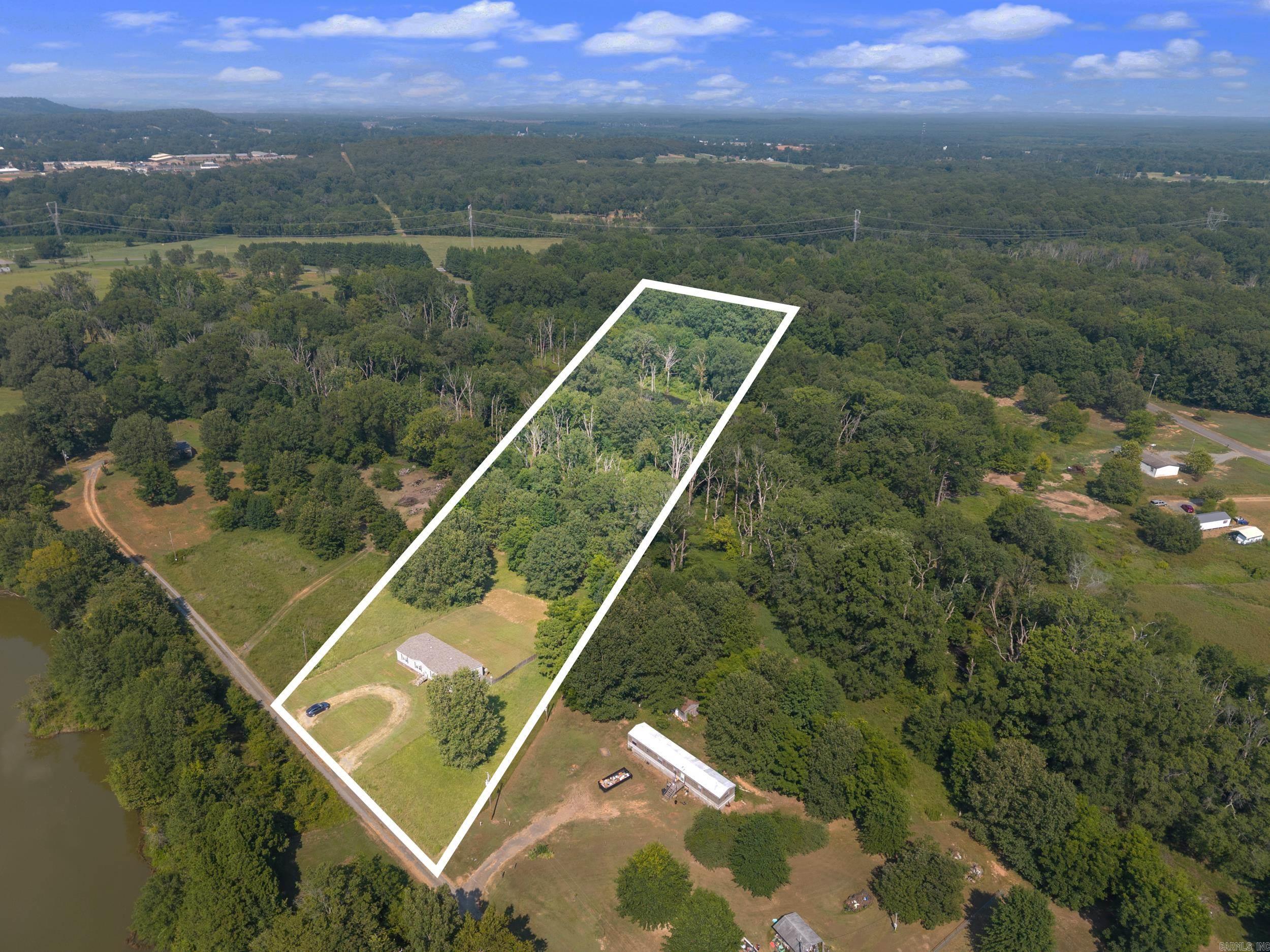 FAULKNER MEADOWS - Residential