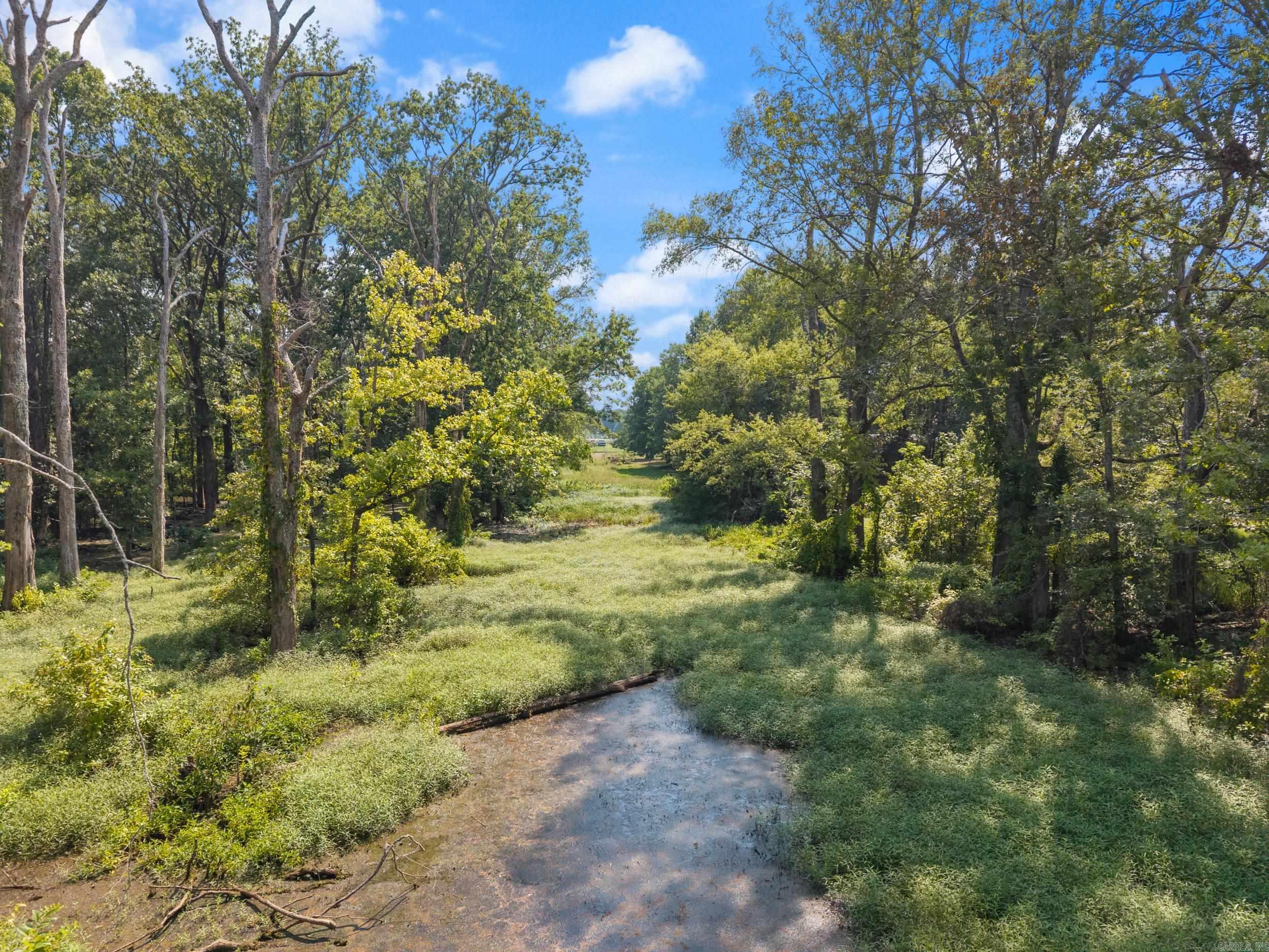 FAULKNER MEADOWS - Residential