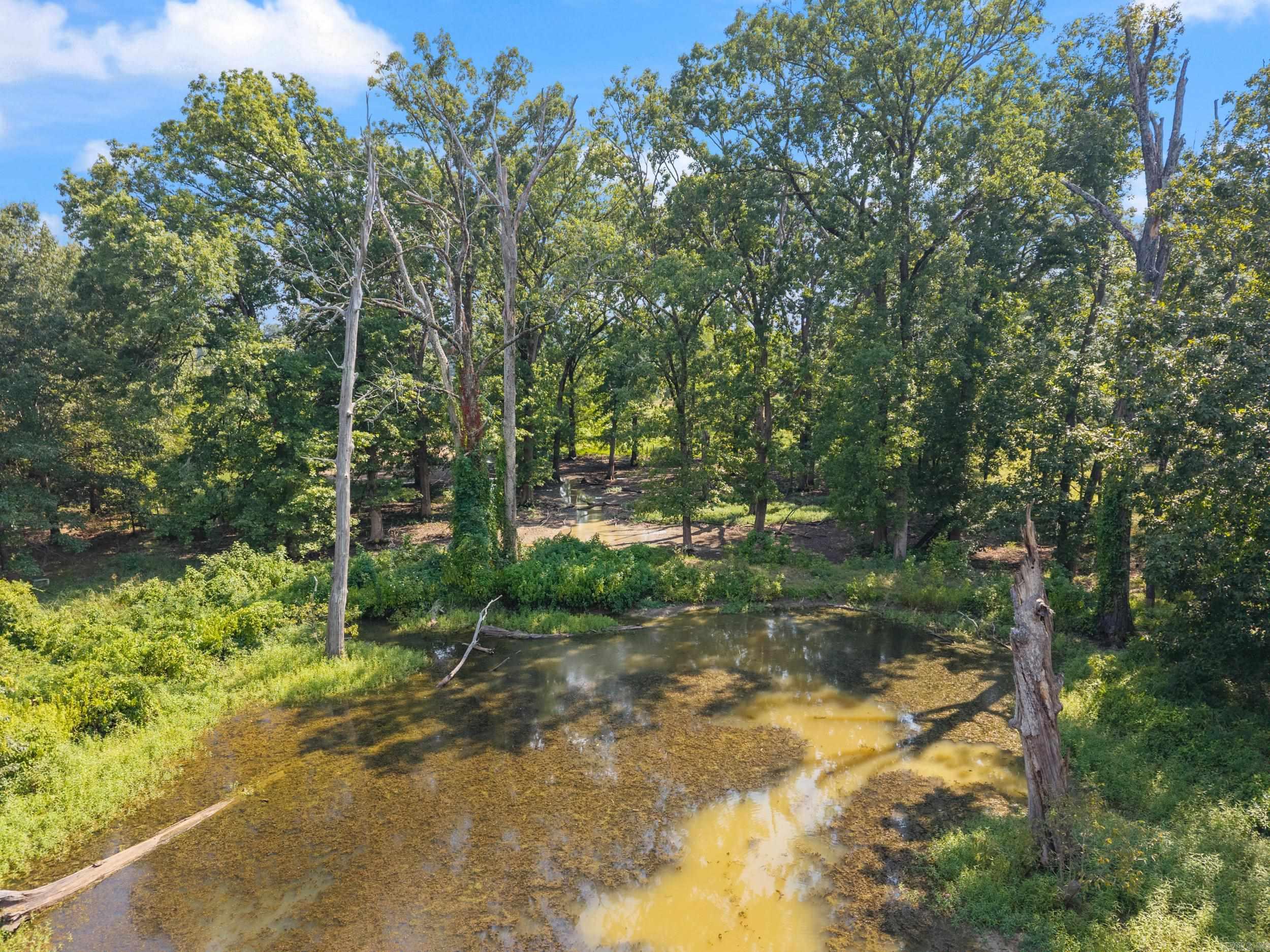 FAULKNER MEADOWS - Residential