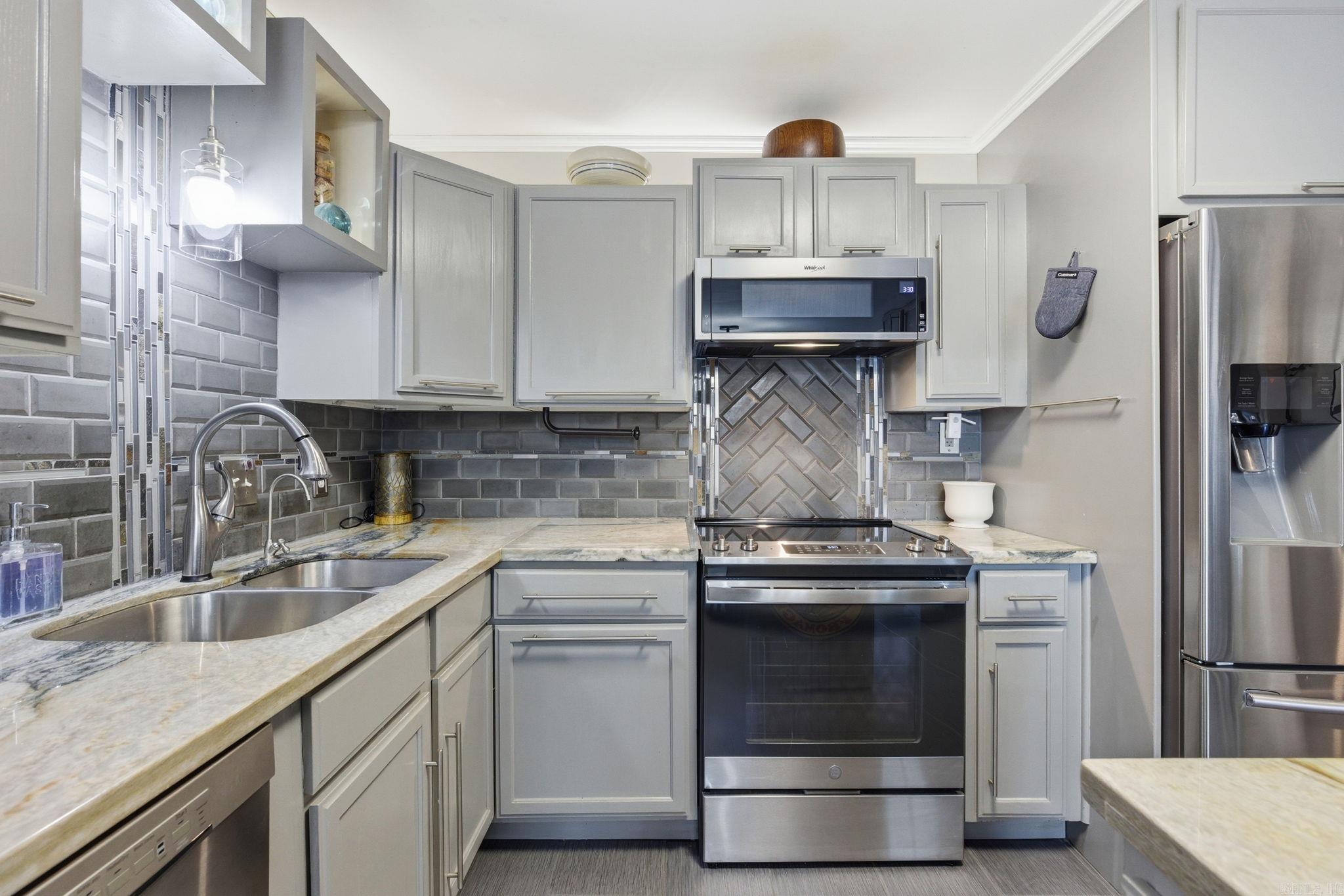 STONELEDGE TO COOK MTN VIL - Residential