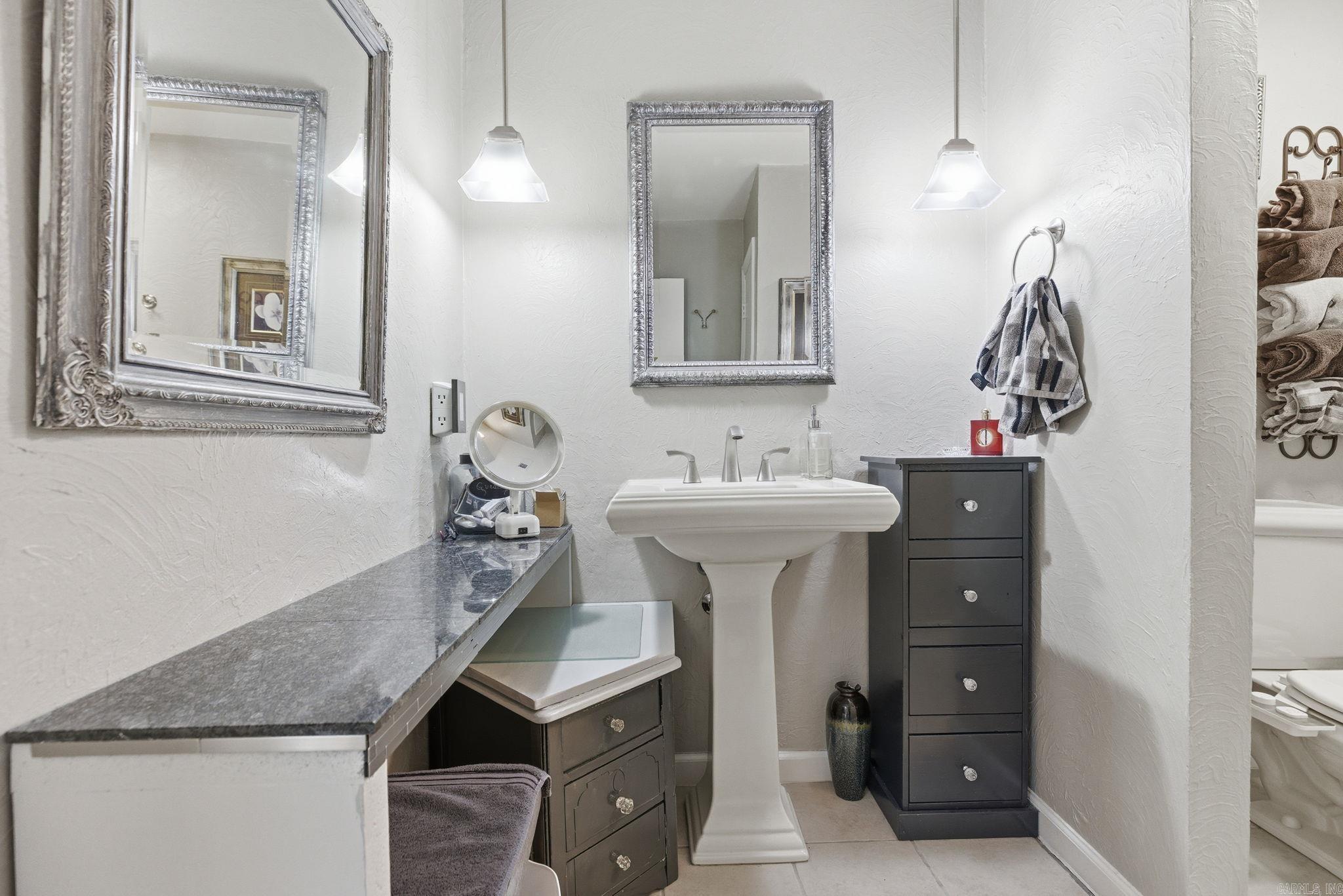 STONELEDGE TO COOK MTN VIL - Residential