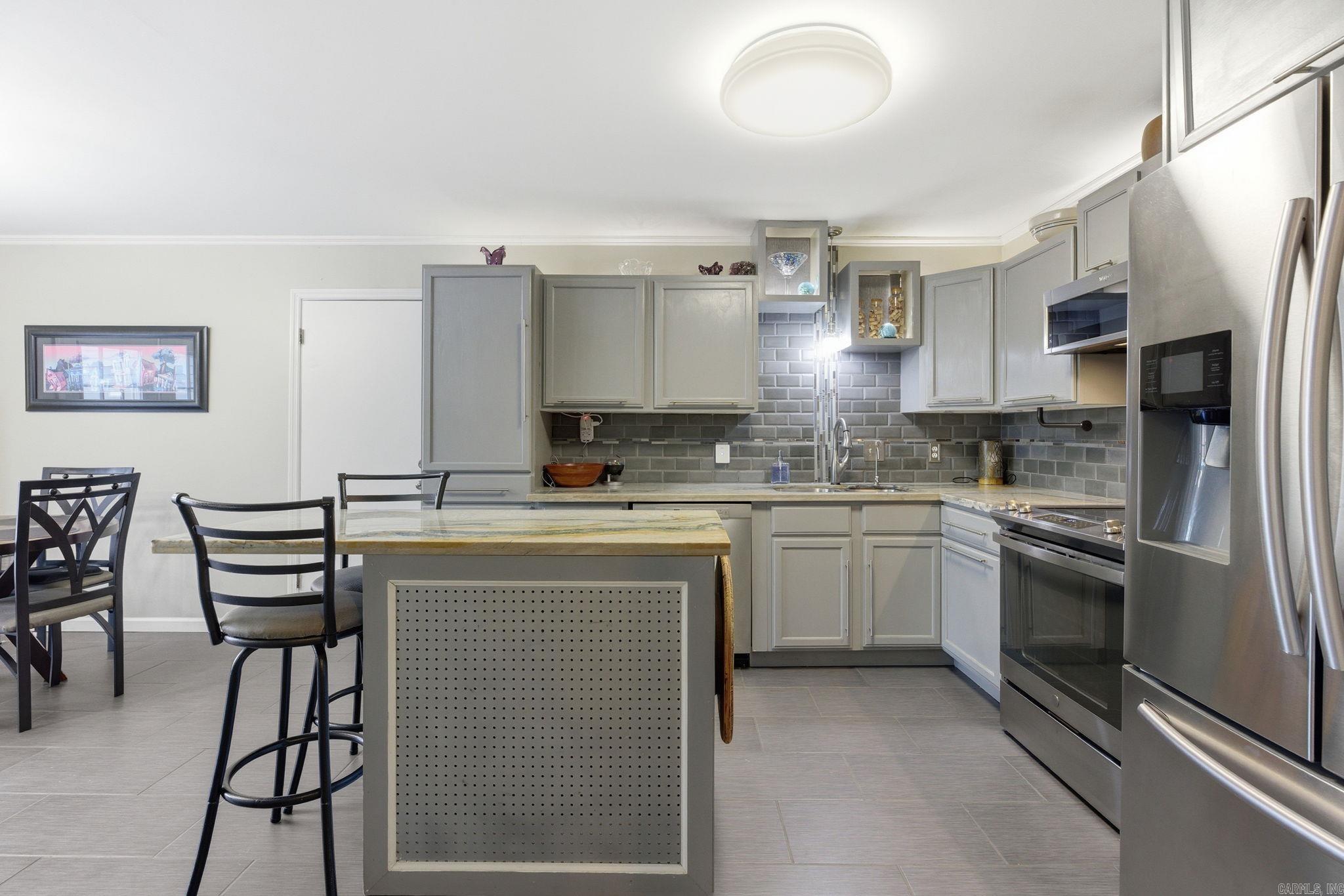 STONELEDGE TO COOK MTN VIL - Residential