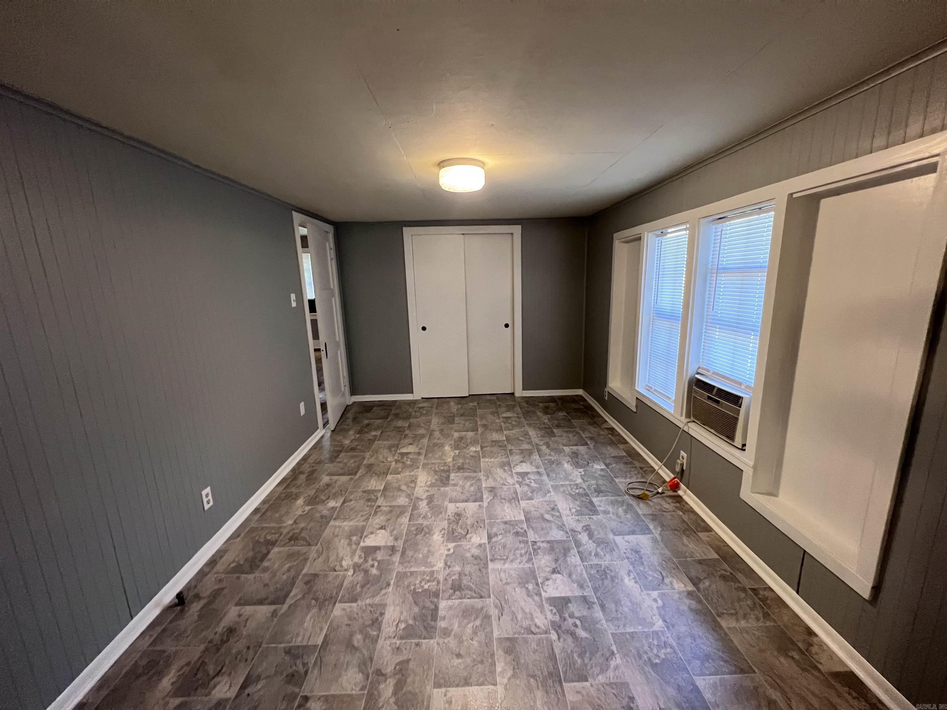 HSR BLK - Residential