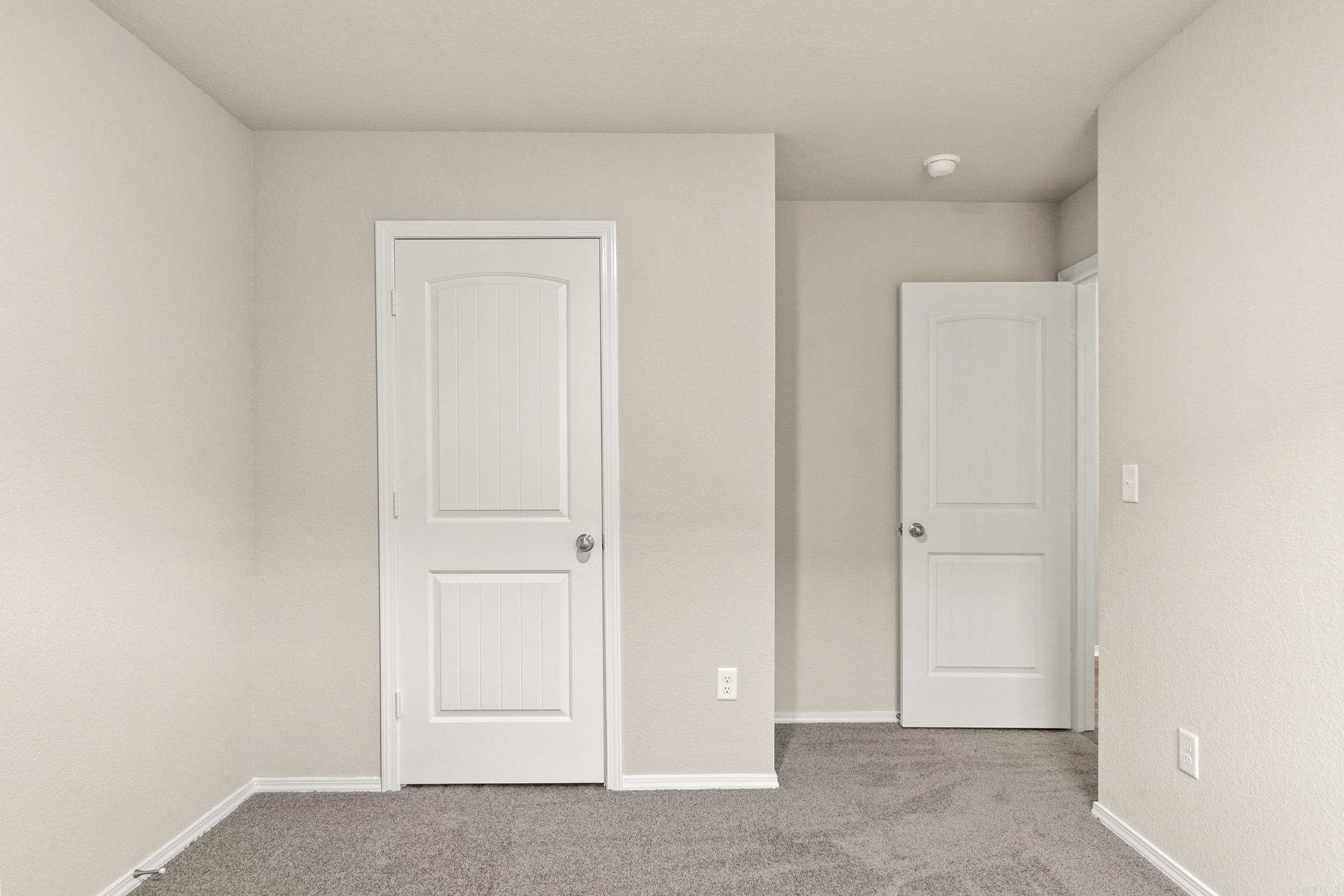 COUNTRY CLUB OF ARK THE - Residential