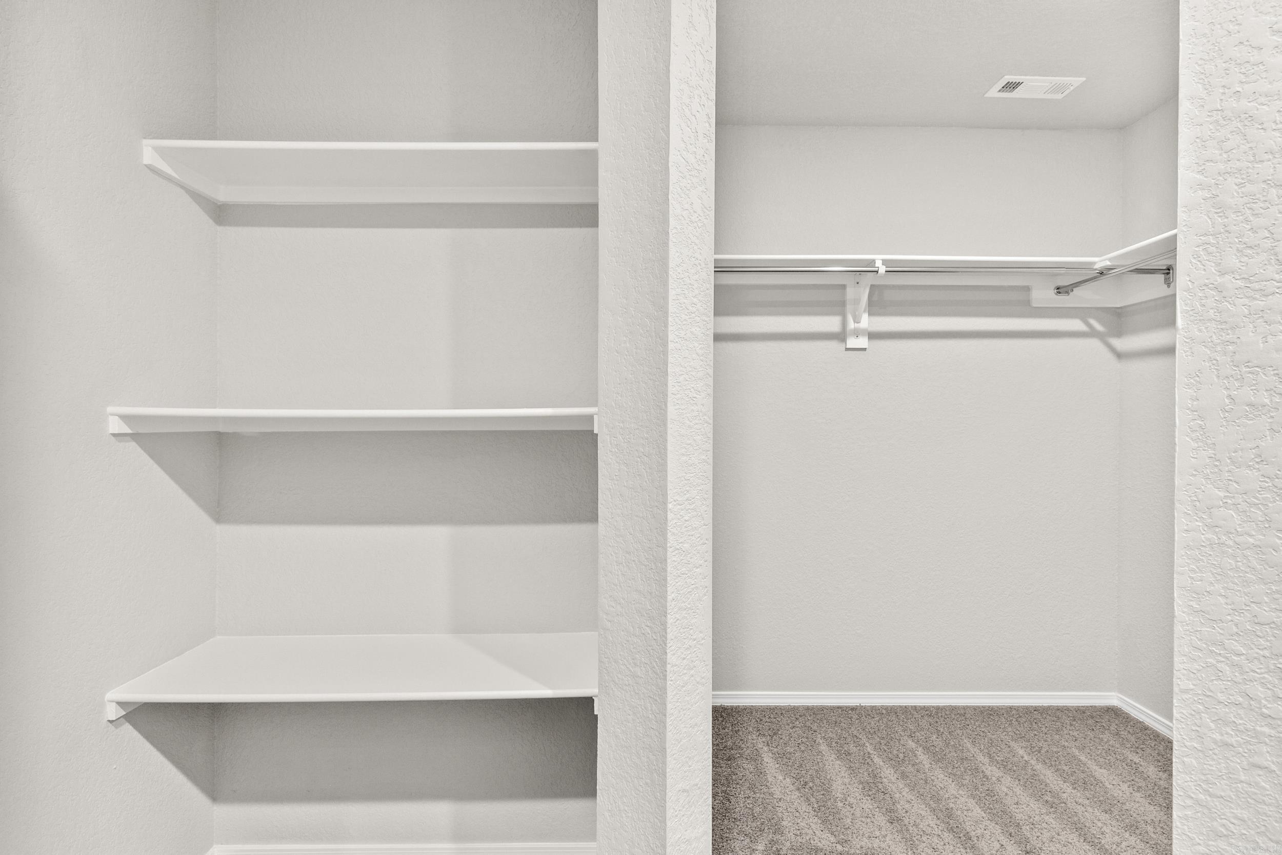 COUNTRY CLUB OF ARK THE - Residential