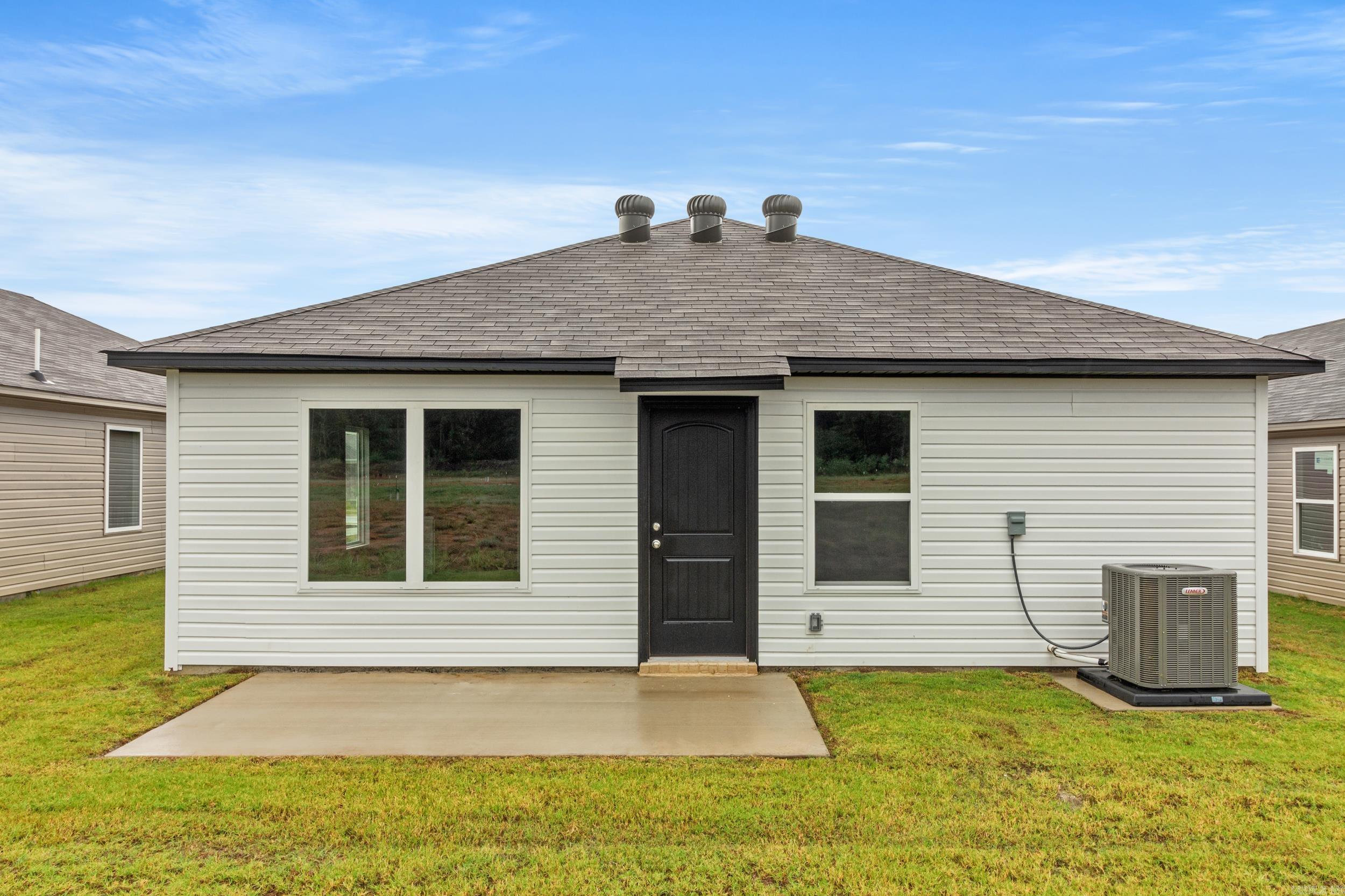 COUNTRY CLUB OF ARK THE - Residential