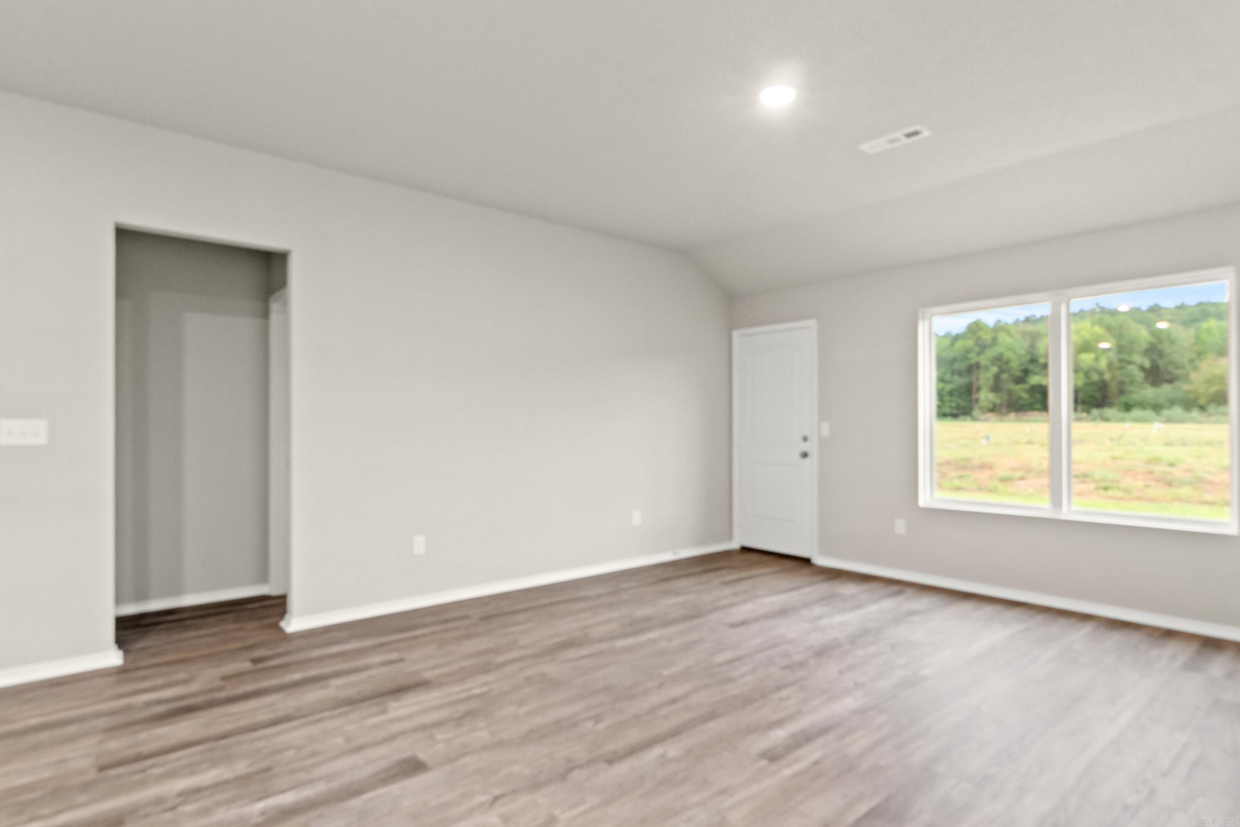 COUNTRY CLUB OF ARK THE - Residential