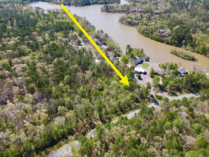 Level lot located 1 minute away from Lake Pineda Boat Ramp! New Member Buy-in Fee due at closing.